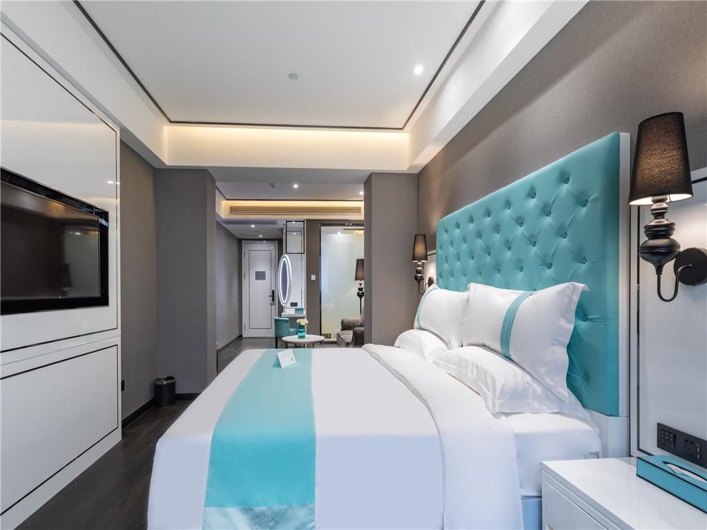 Xana - G Bed Room