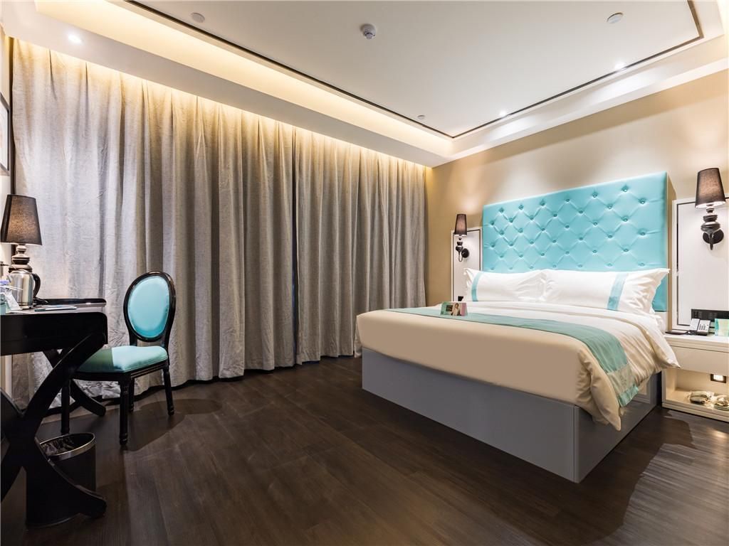 Xana - Superior Bed Room
