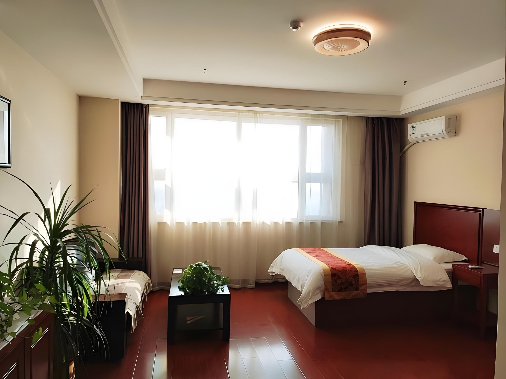 Feature Suite