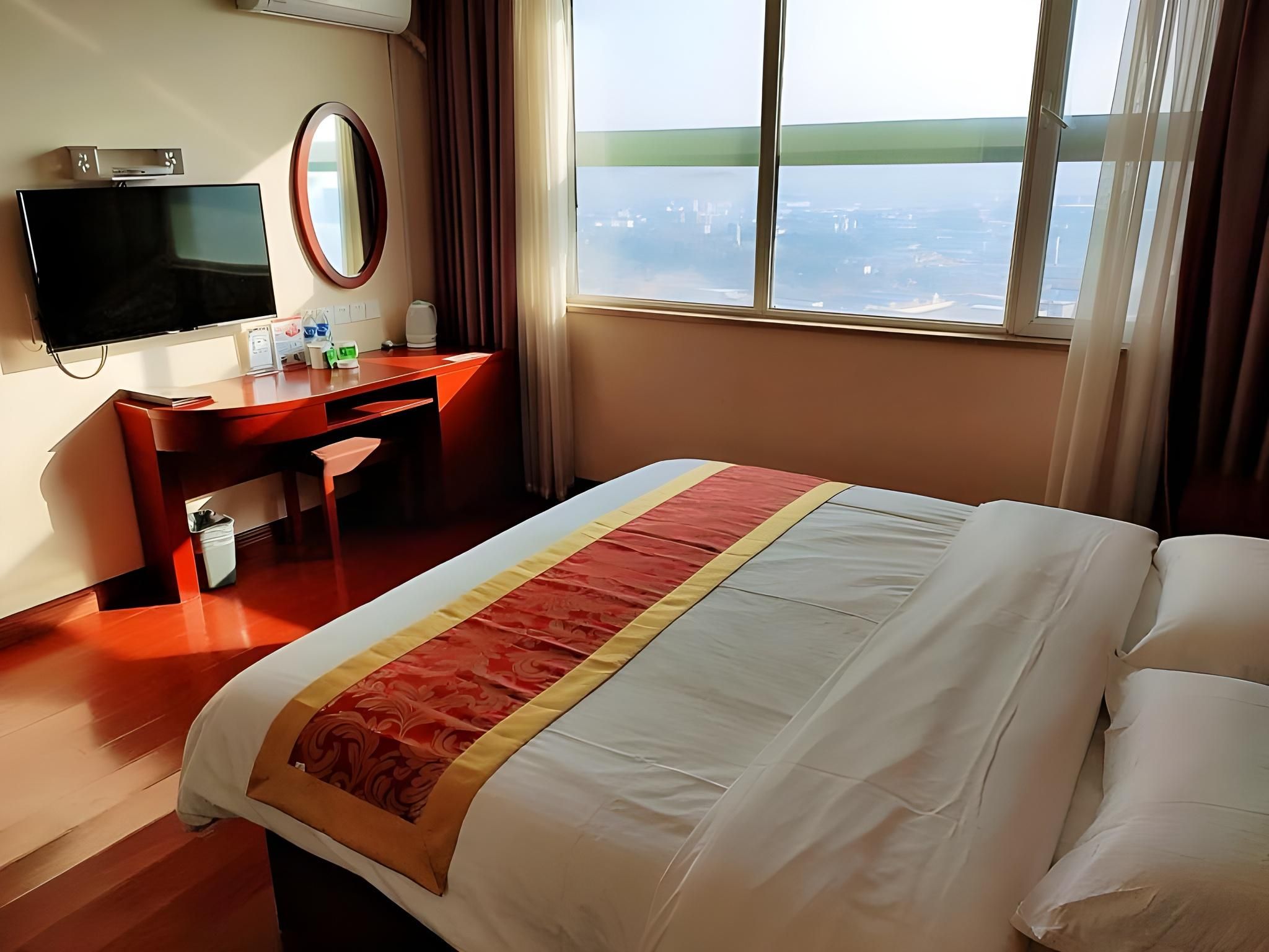 Feature Suite