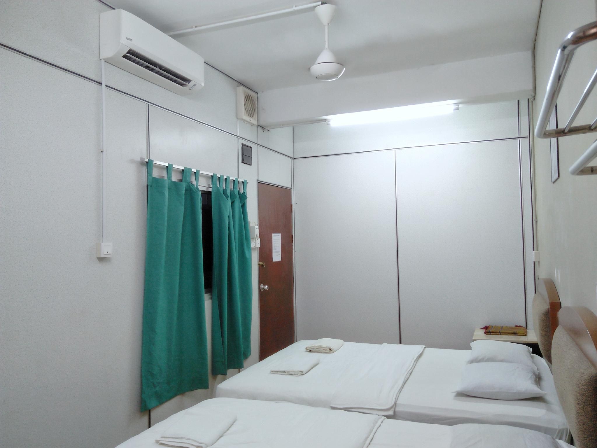 Musafir Transit Hotel Triple Standard 2