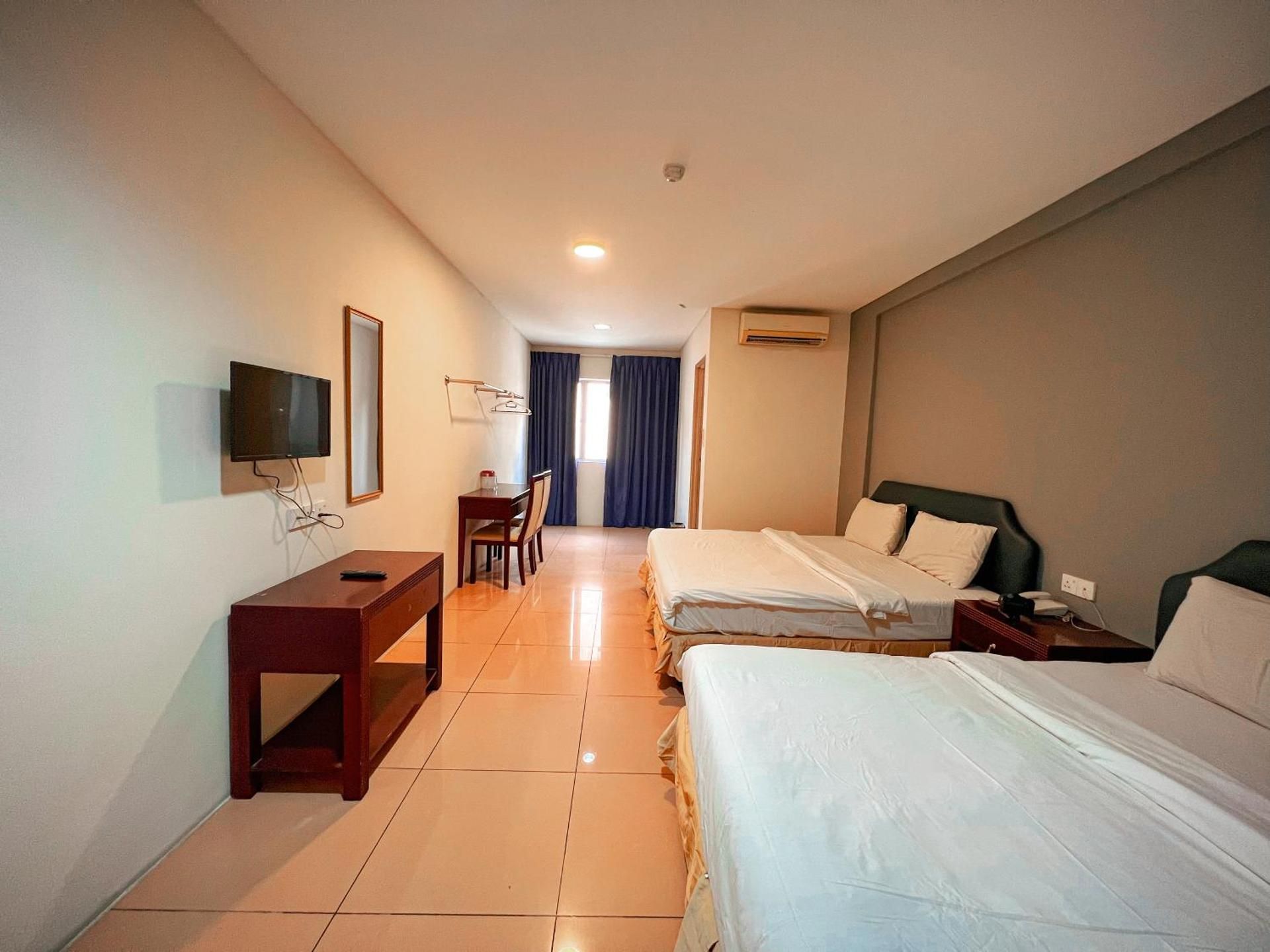 N9 Business Hotel Suite Family Room 3