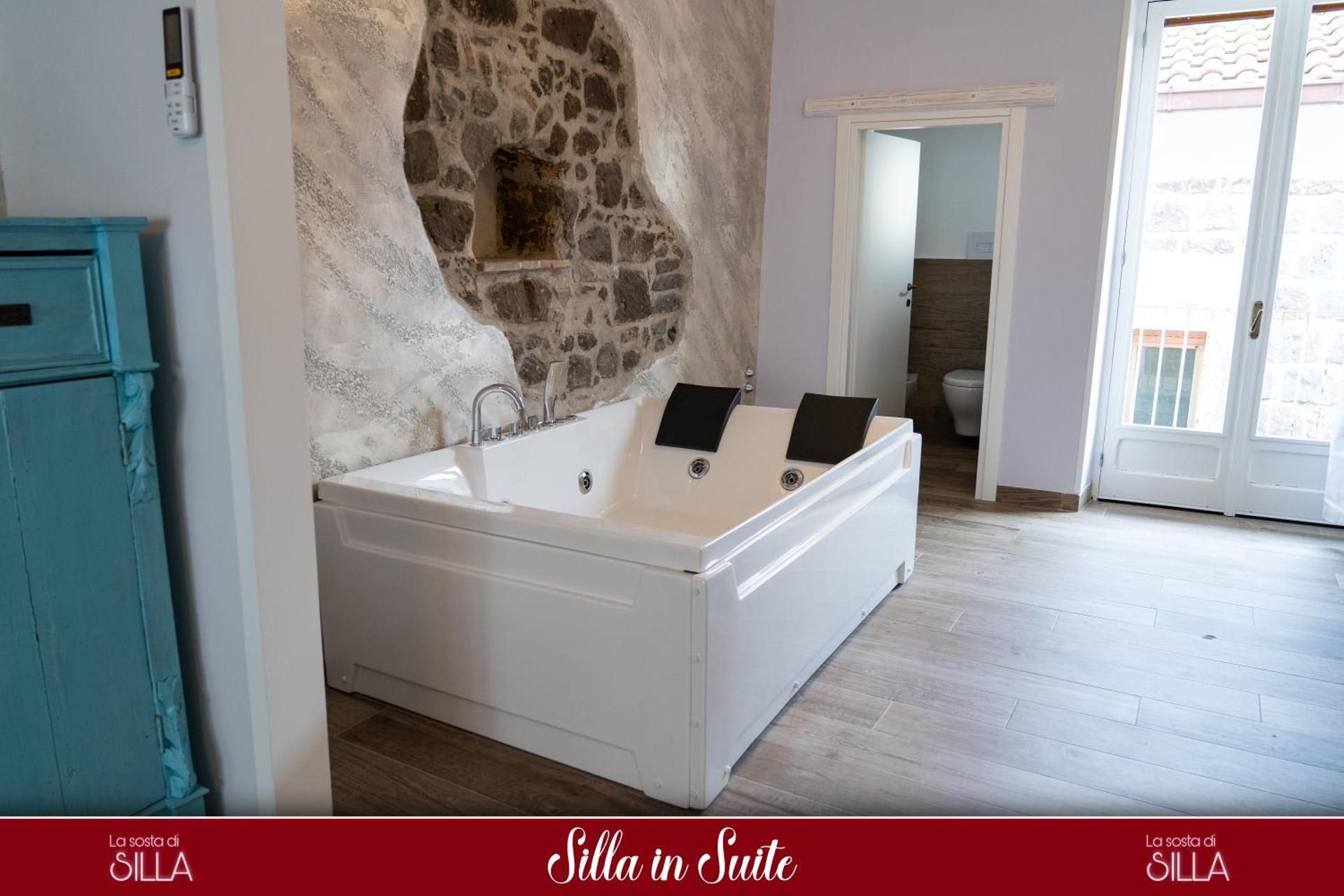 Double Room with Spa Bath