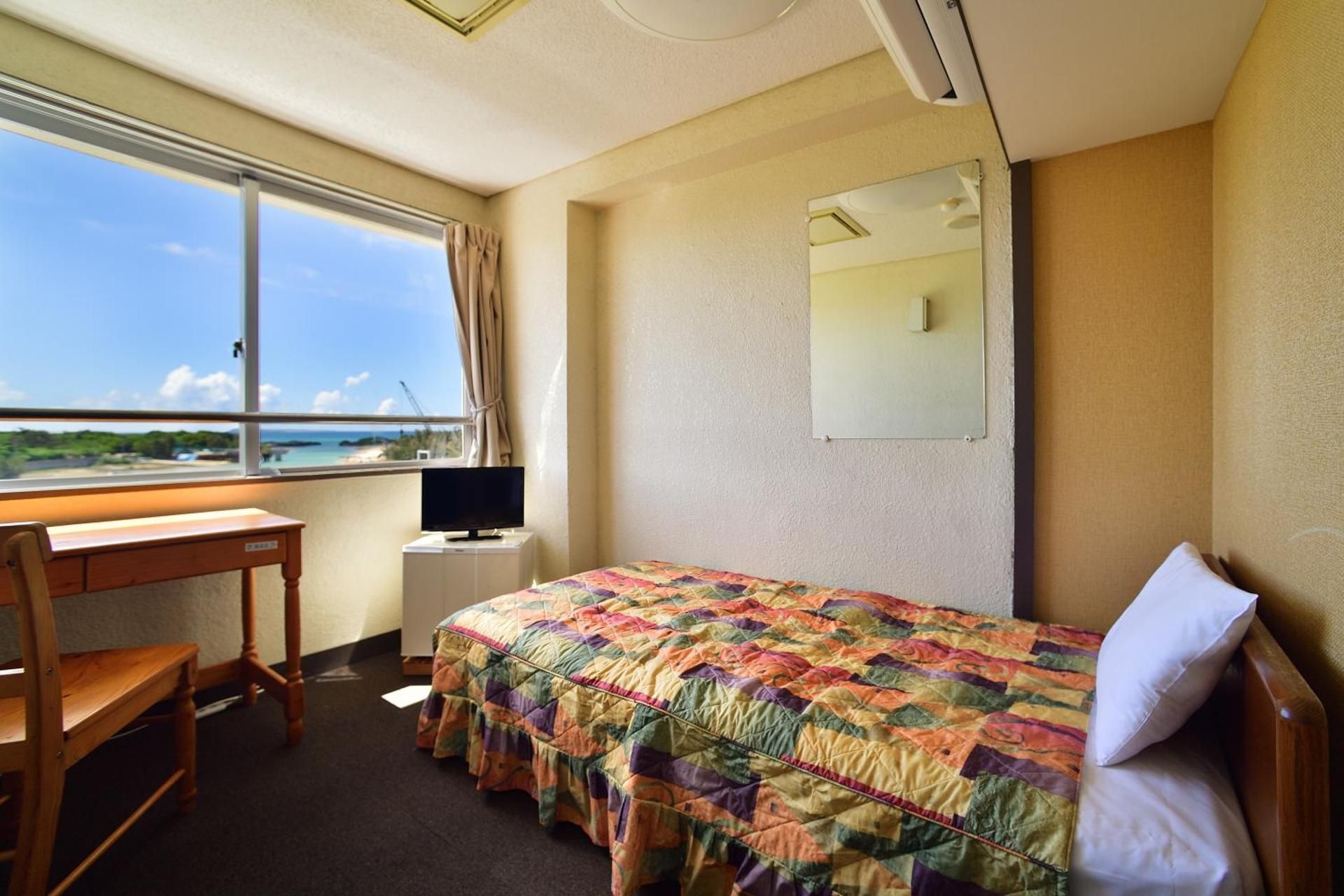 Single Room - Non-Smoking