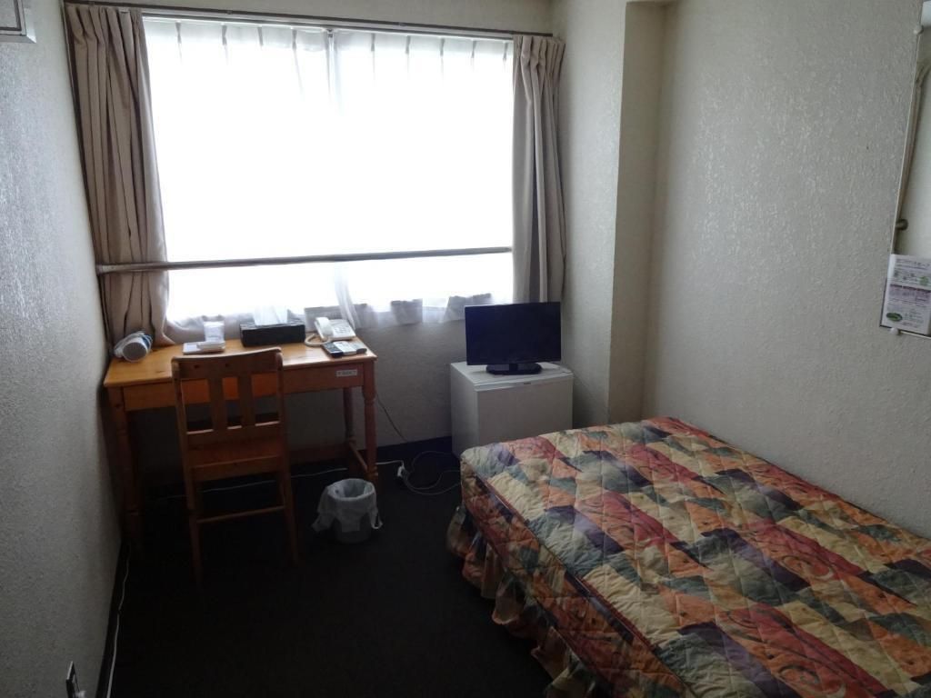 Single Room - Non-Smoking