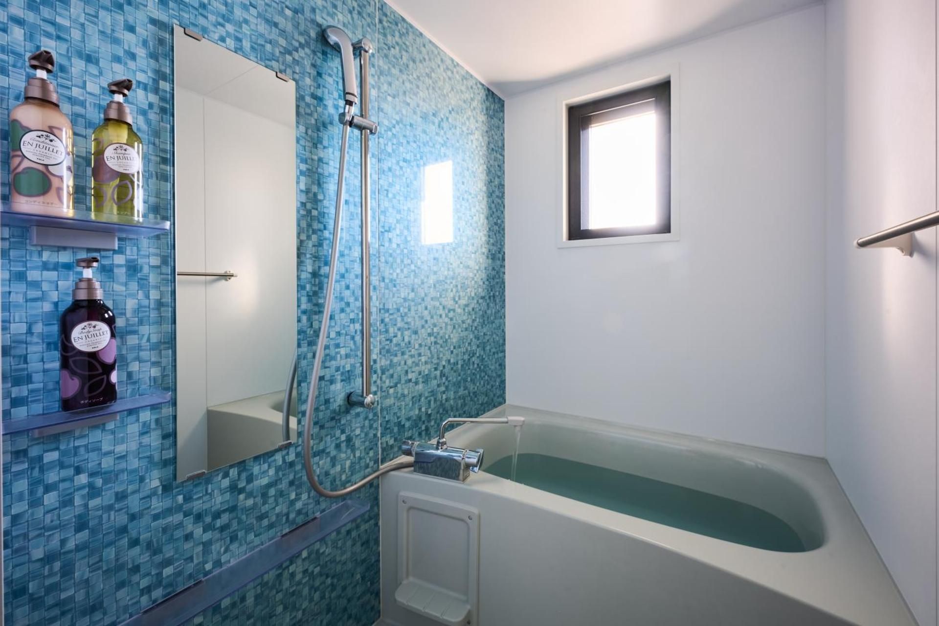 Deluxe Twin Room with Sea View
