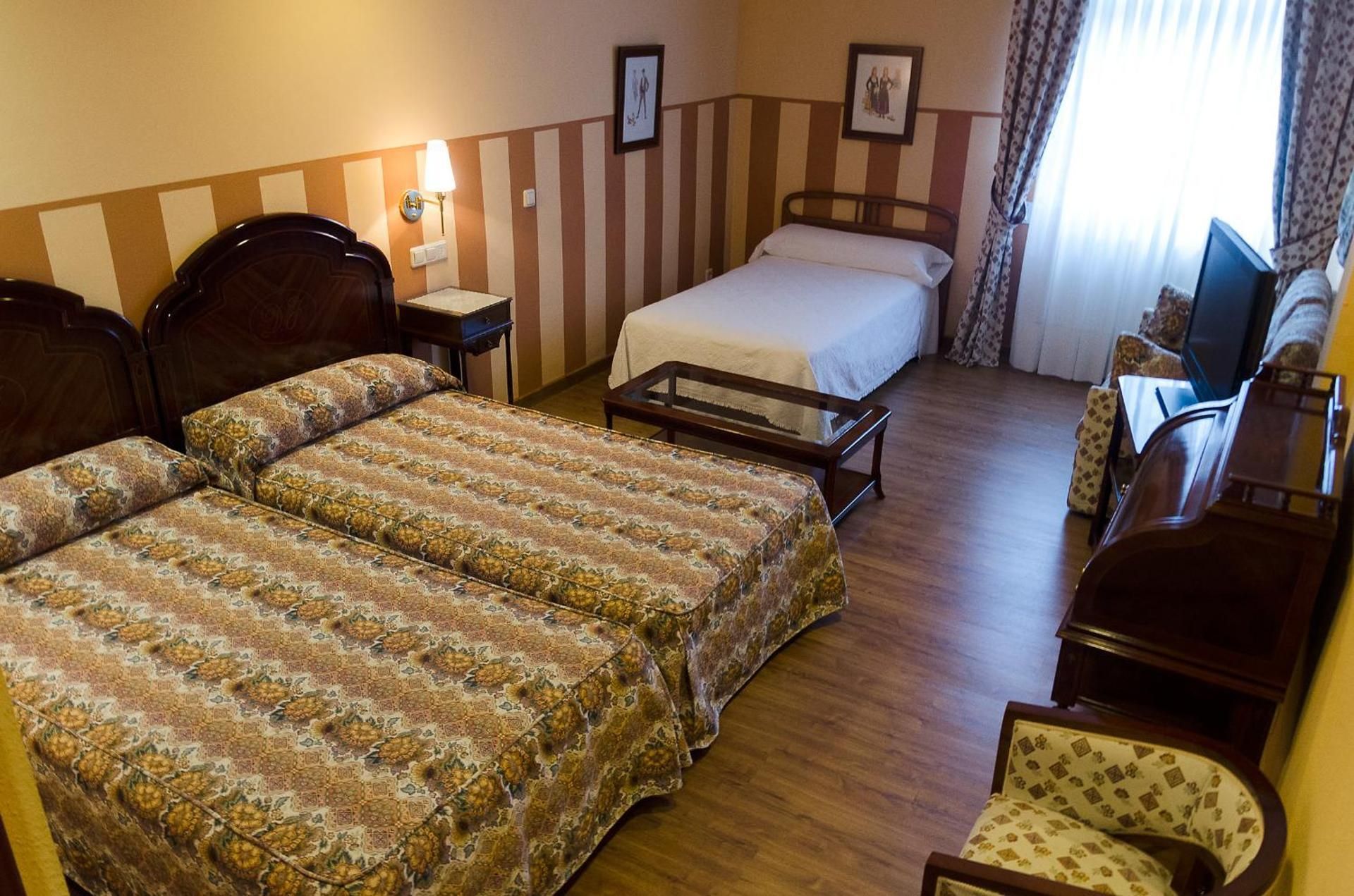 Triple Room