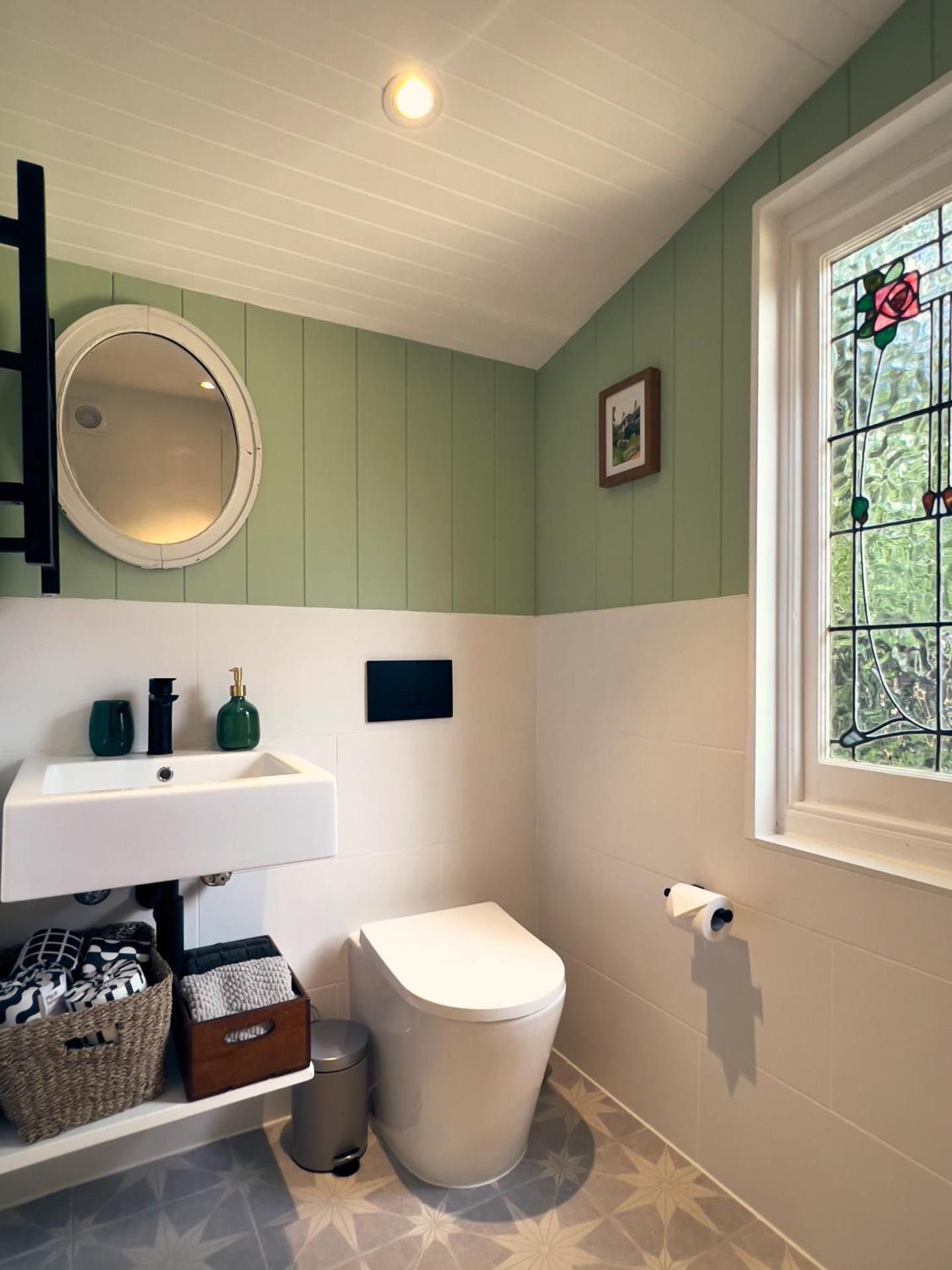 Queen Room with Garden View