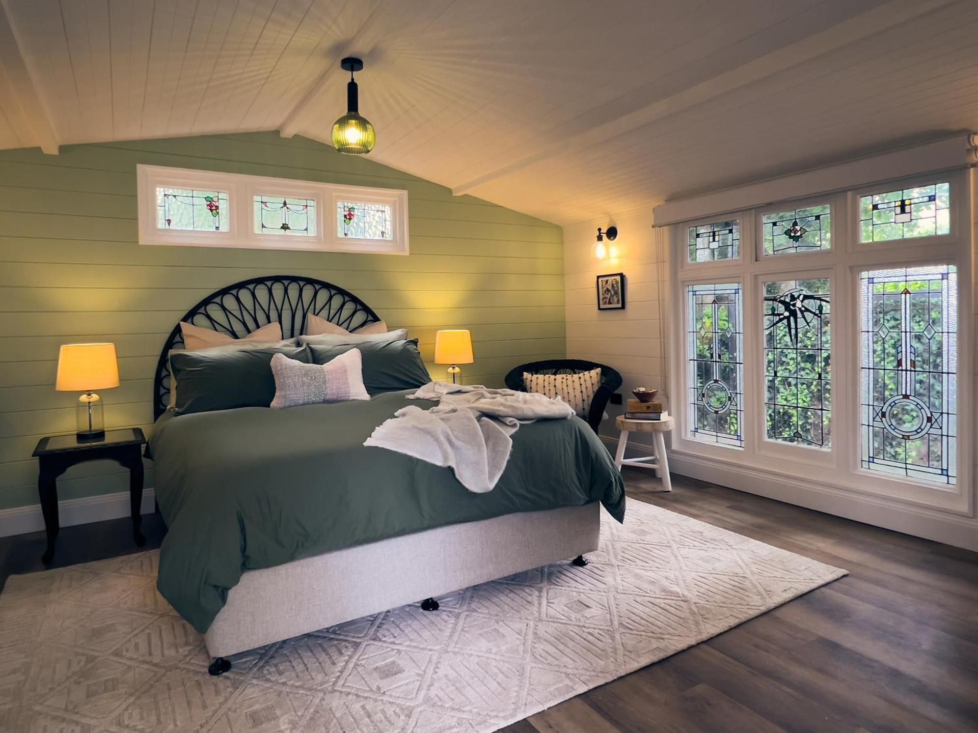 Queen Room with Garden View