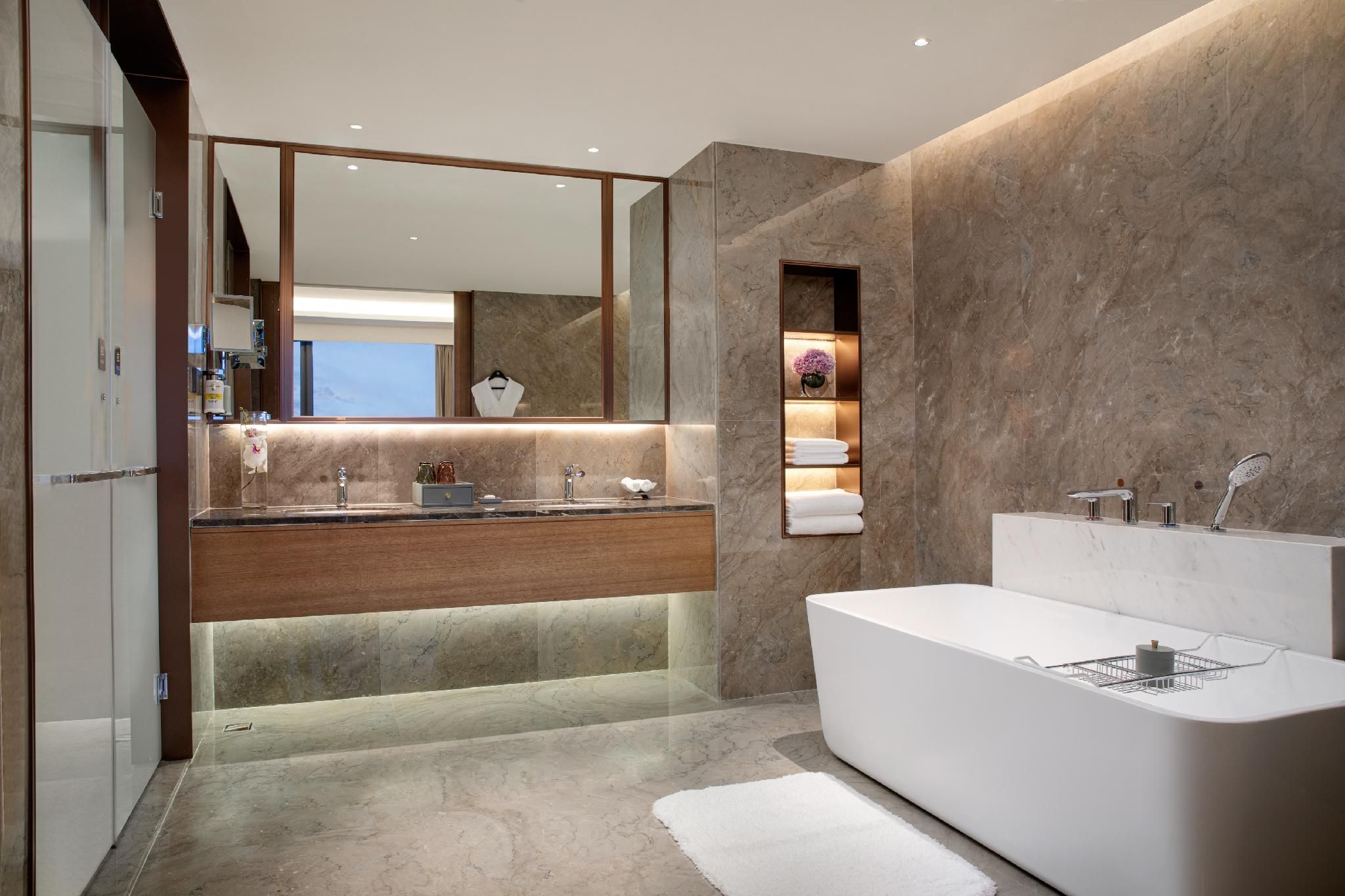 Pullman Yuxi Superior Room,1 King Size Bed 3