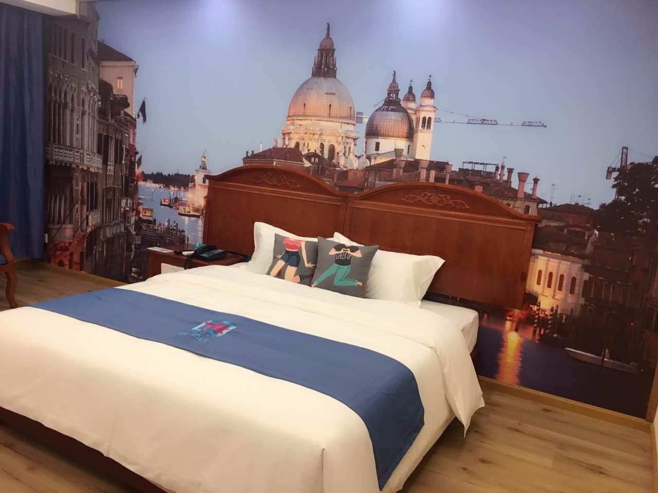 PAI Huixuan Bed Room