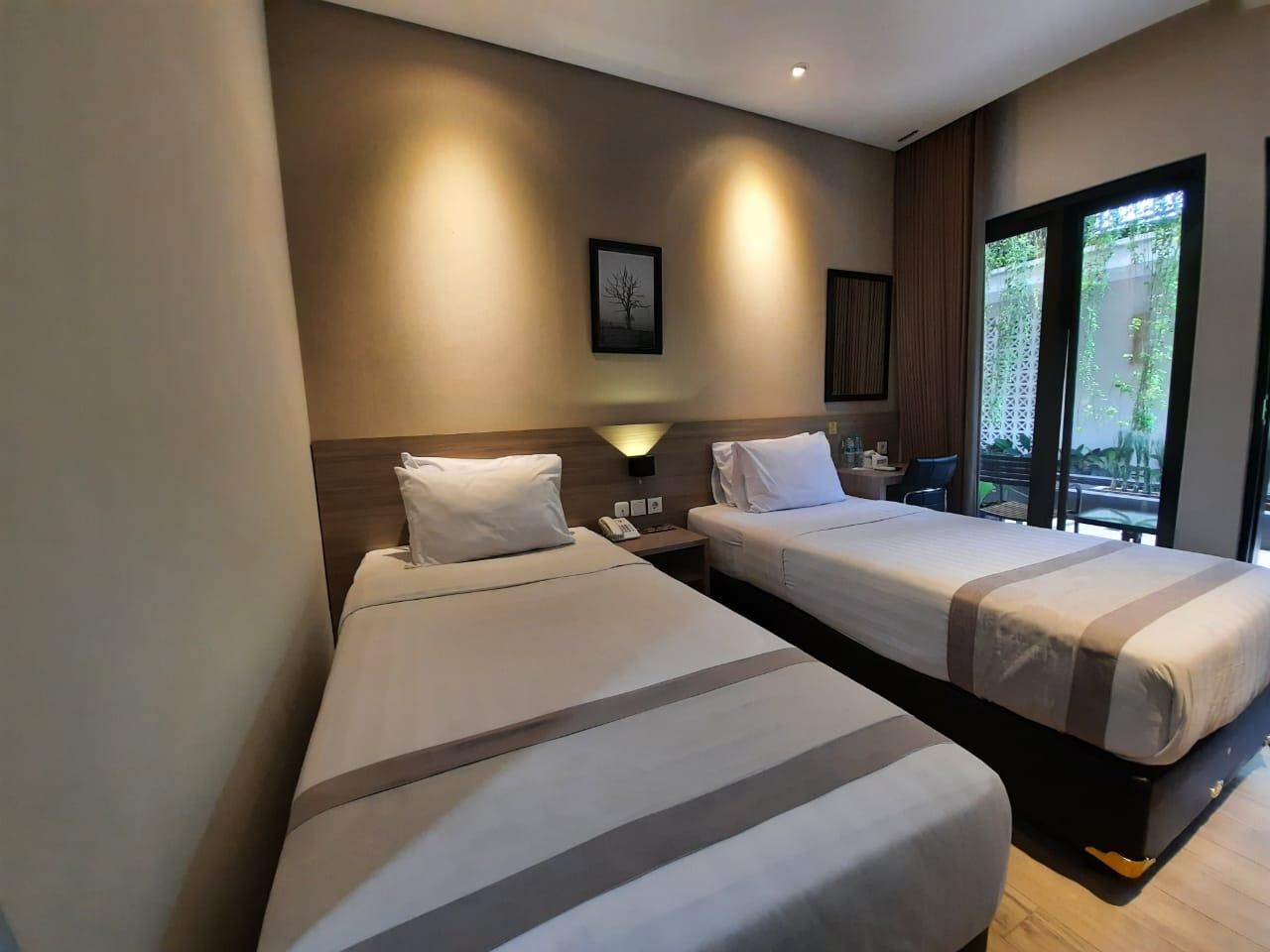 KERTANEGARA HOMESTAY Deluxe Standard Room
