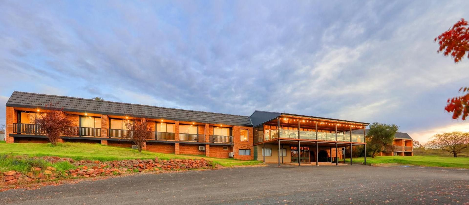 Blue Jacket Motel