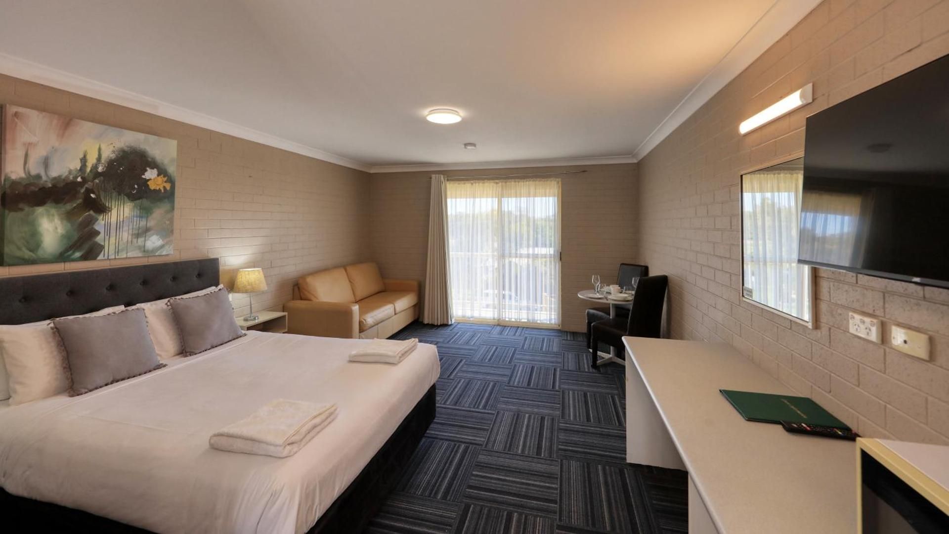 Queen Room