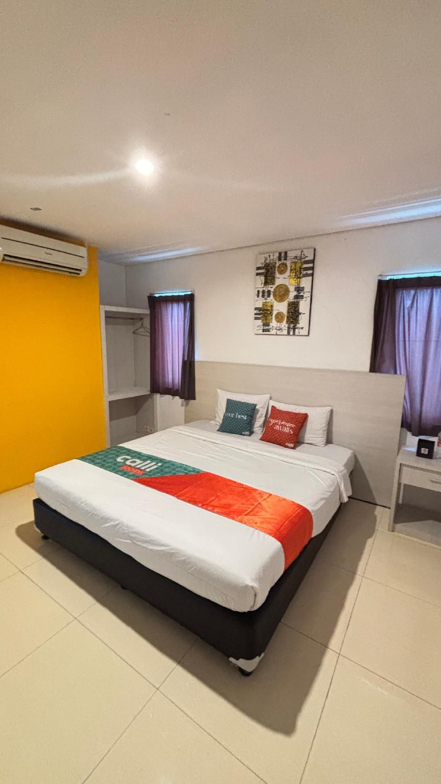 LG Hotel Jember by Callirooms Suite King