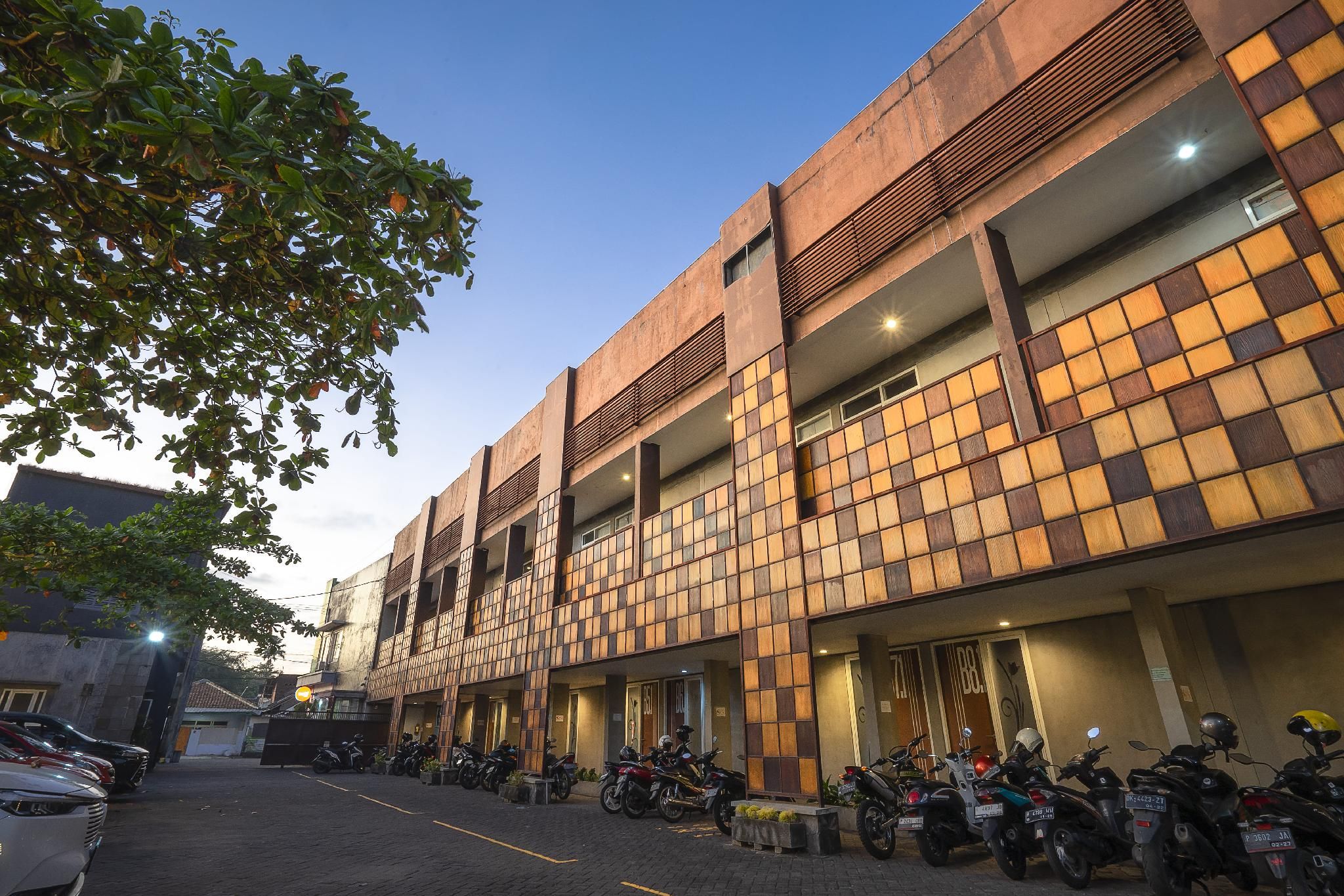 Garden View by Calli Rooms