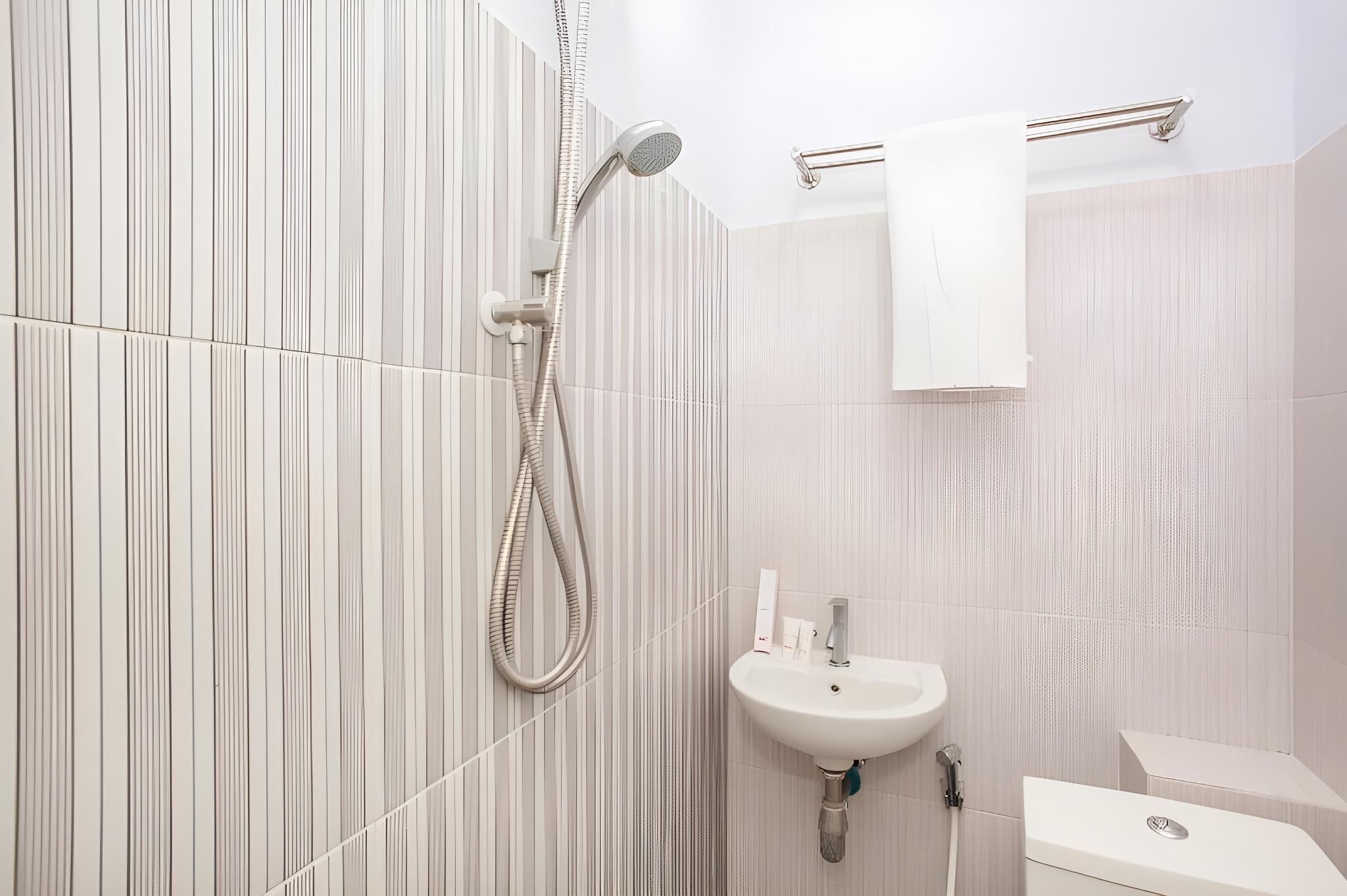 Capital O 1176 J3 Residence Syariah Standard Single Room 3