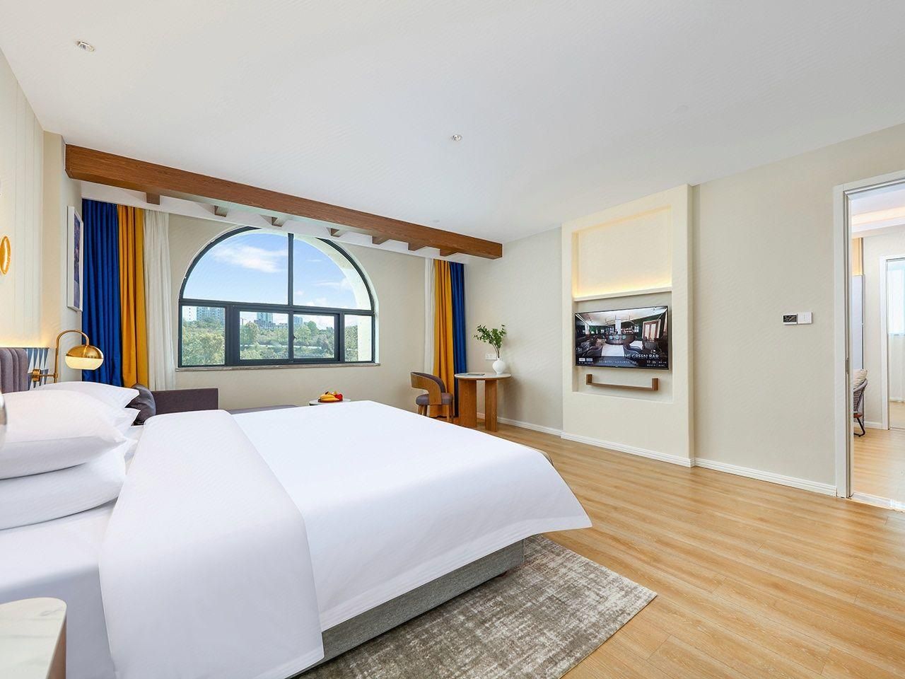 O.LIVE social (Zhangzhou Changtai Hyatt Plaza Hotel) Executive Suite