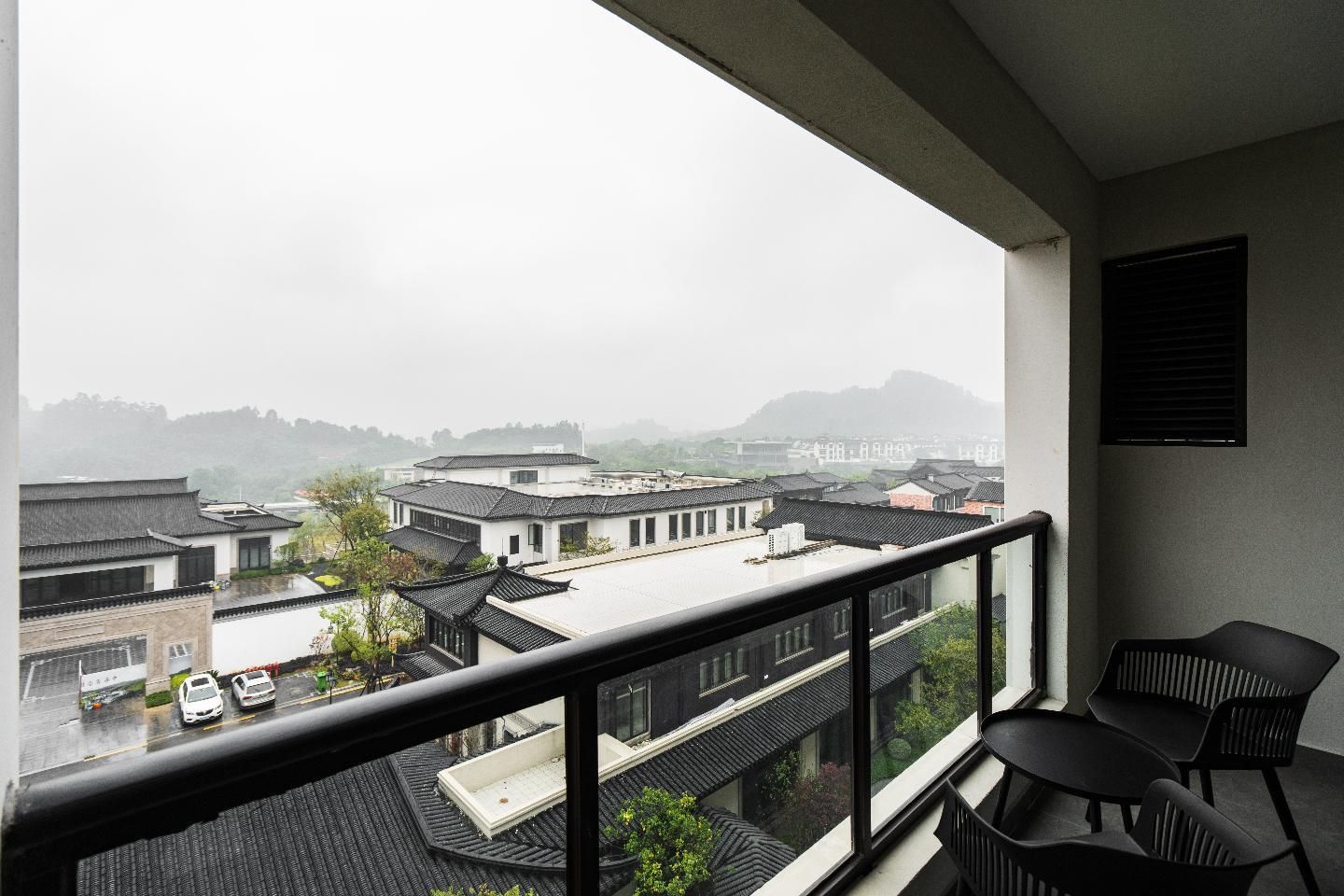 Dossen - Deluxe Garden View 1 Bed Room with Terrace