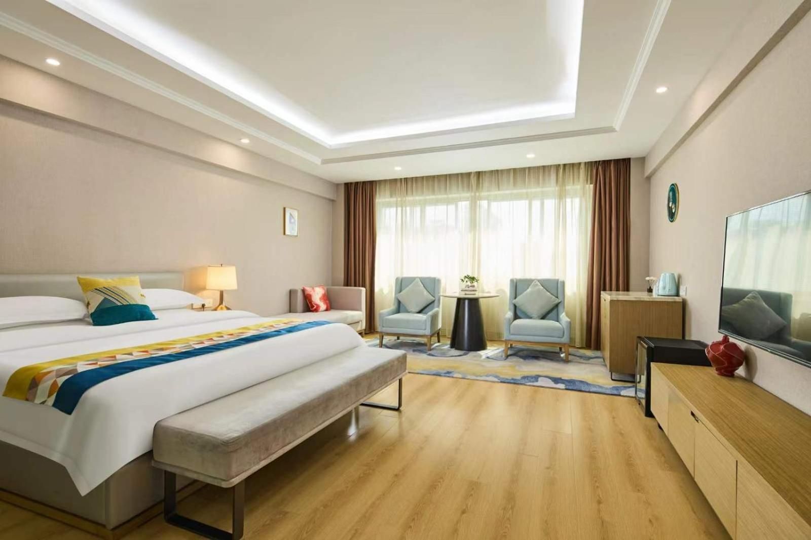 Premium Queen Room