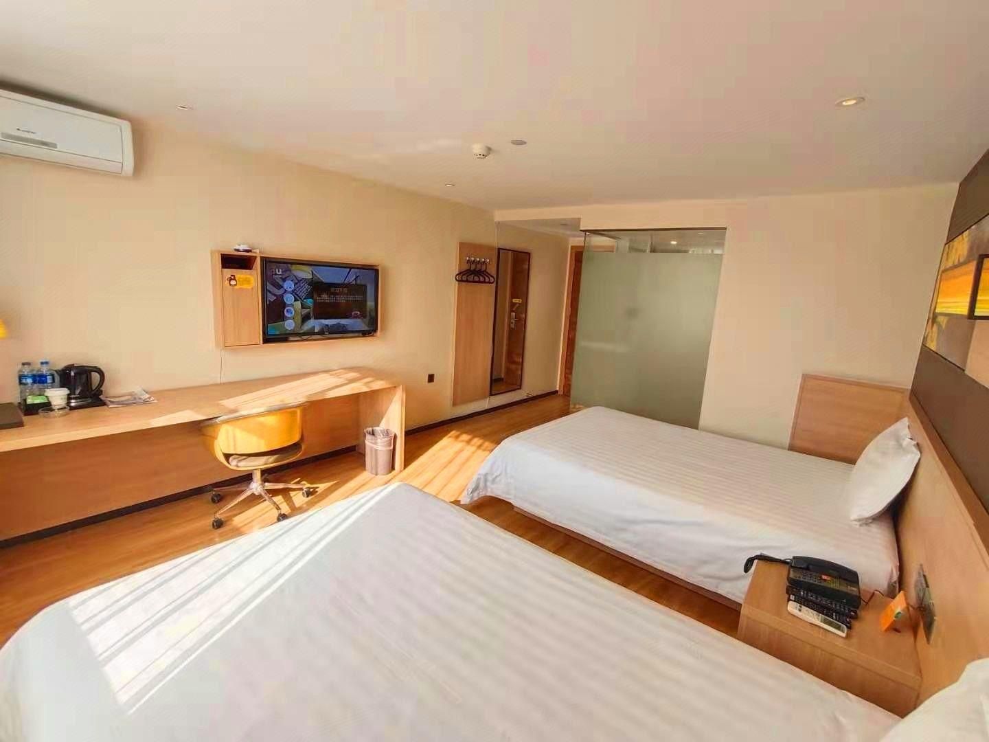 IU Compact U - Comfort Twin Room