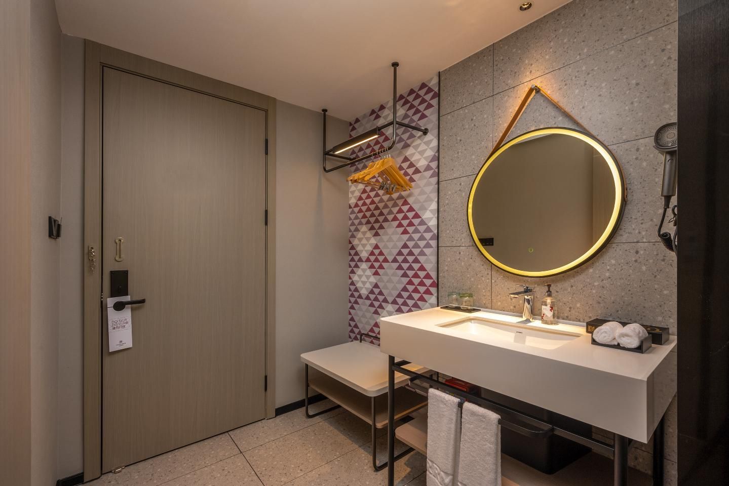 Dossen - Deluxe Bed Room