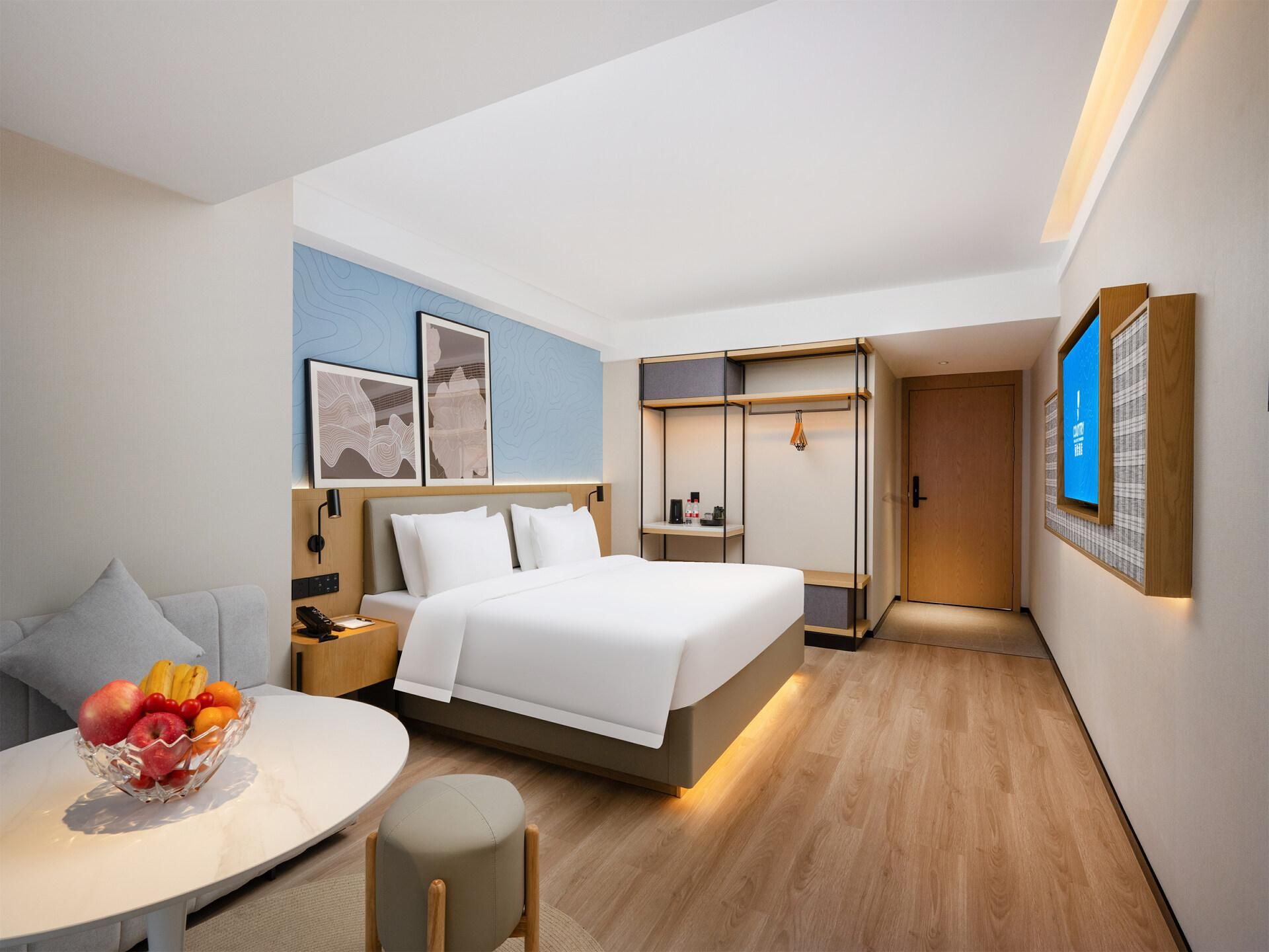 Zhenli King Room