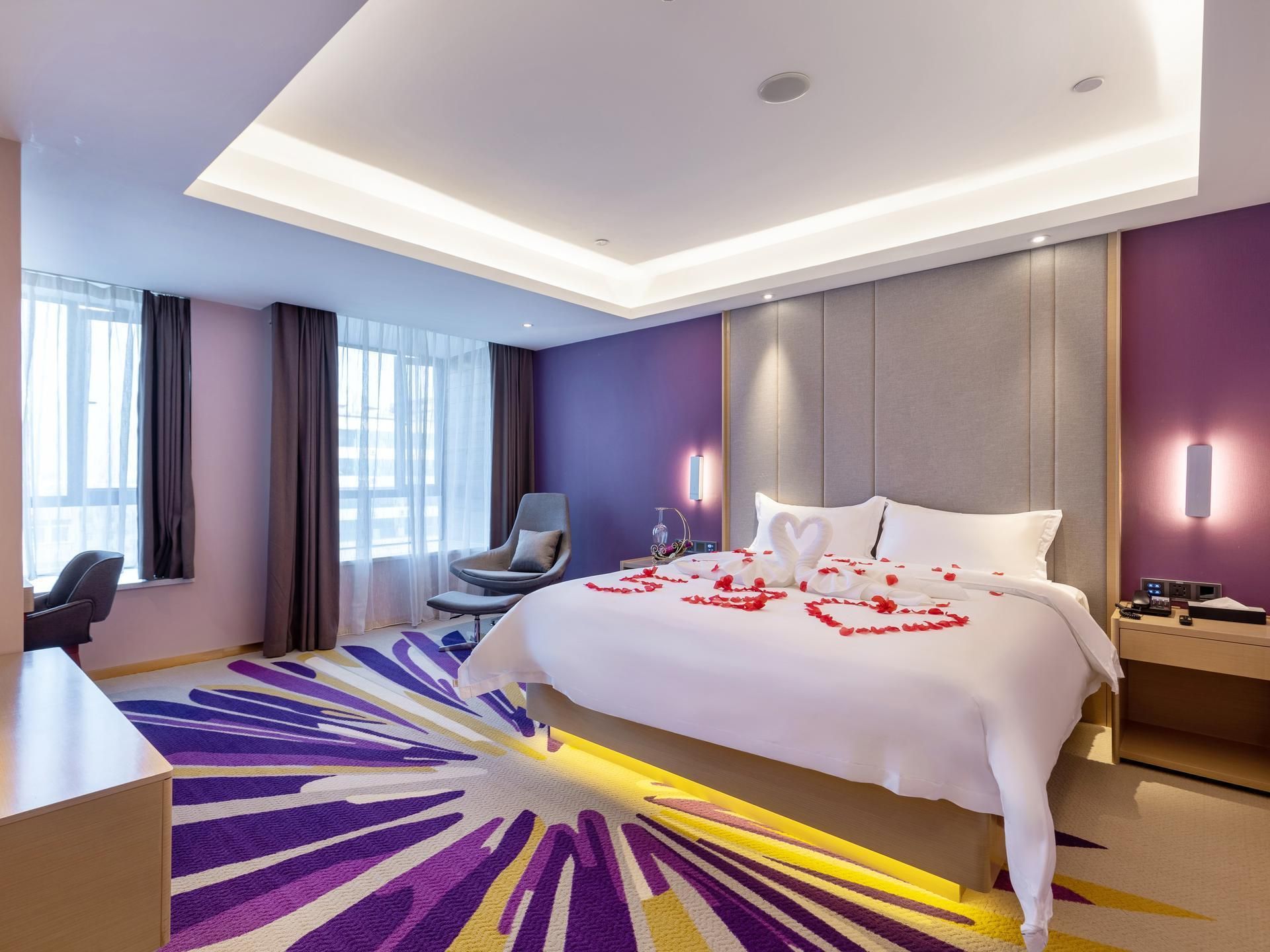 Lavande Hotel Zhanjiang West High-speed Railway Station Lavande - Romantic Zunxiang Room