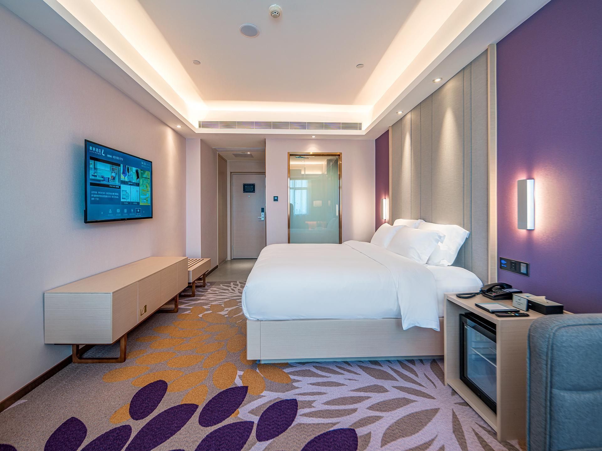 WH - Deluxe Bed Room