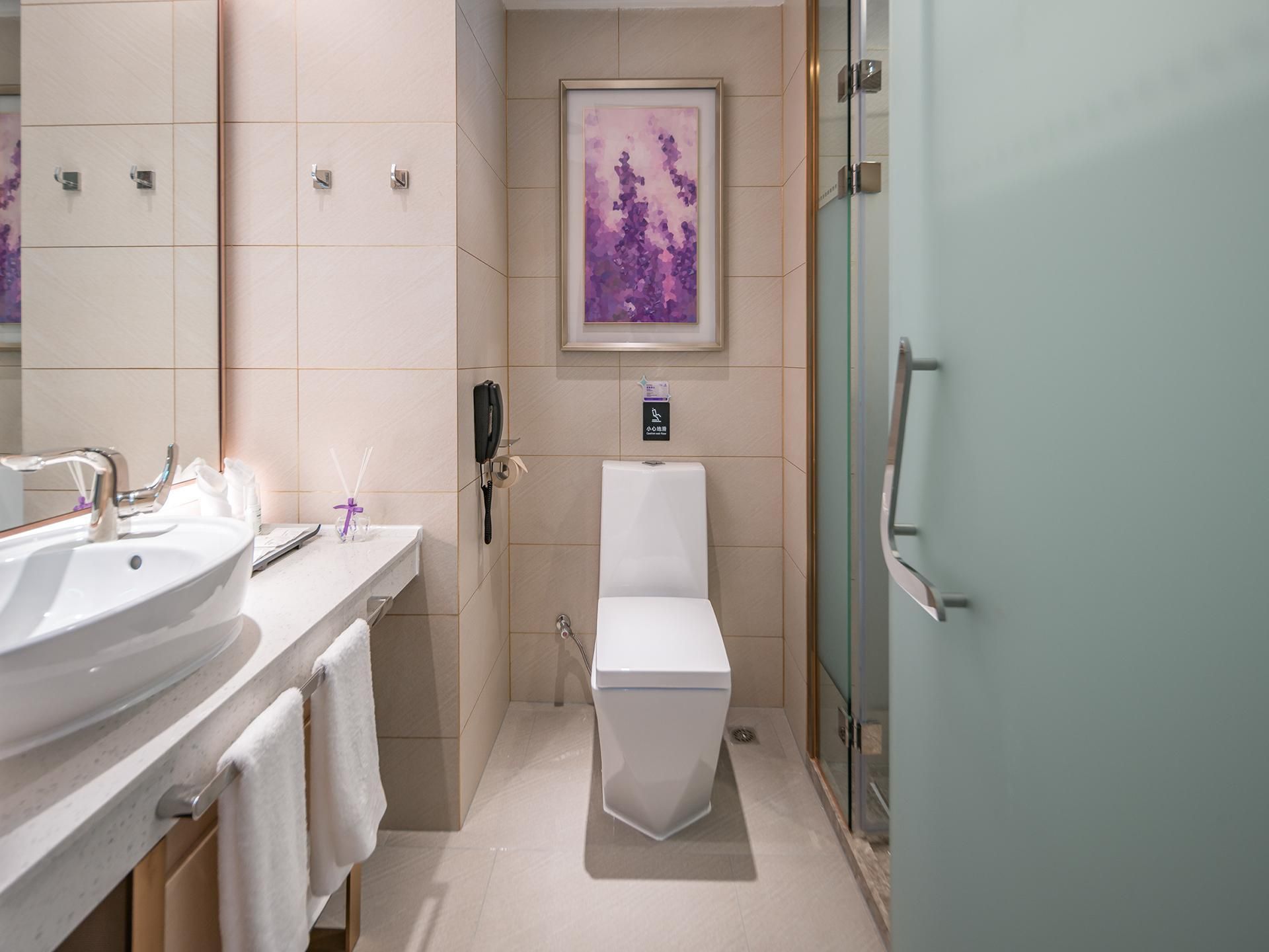 WH - Pure Nature Family Room