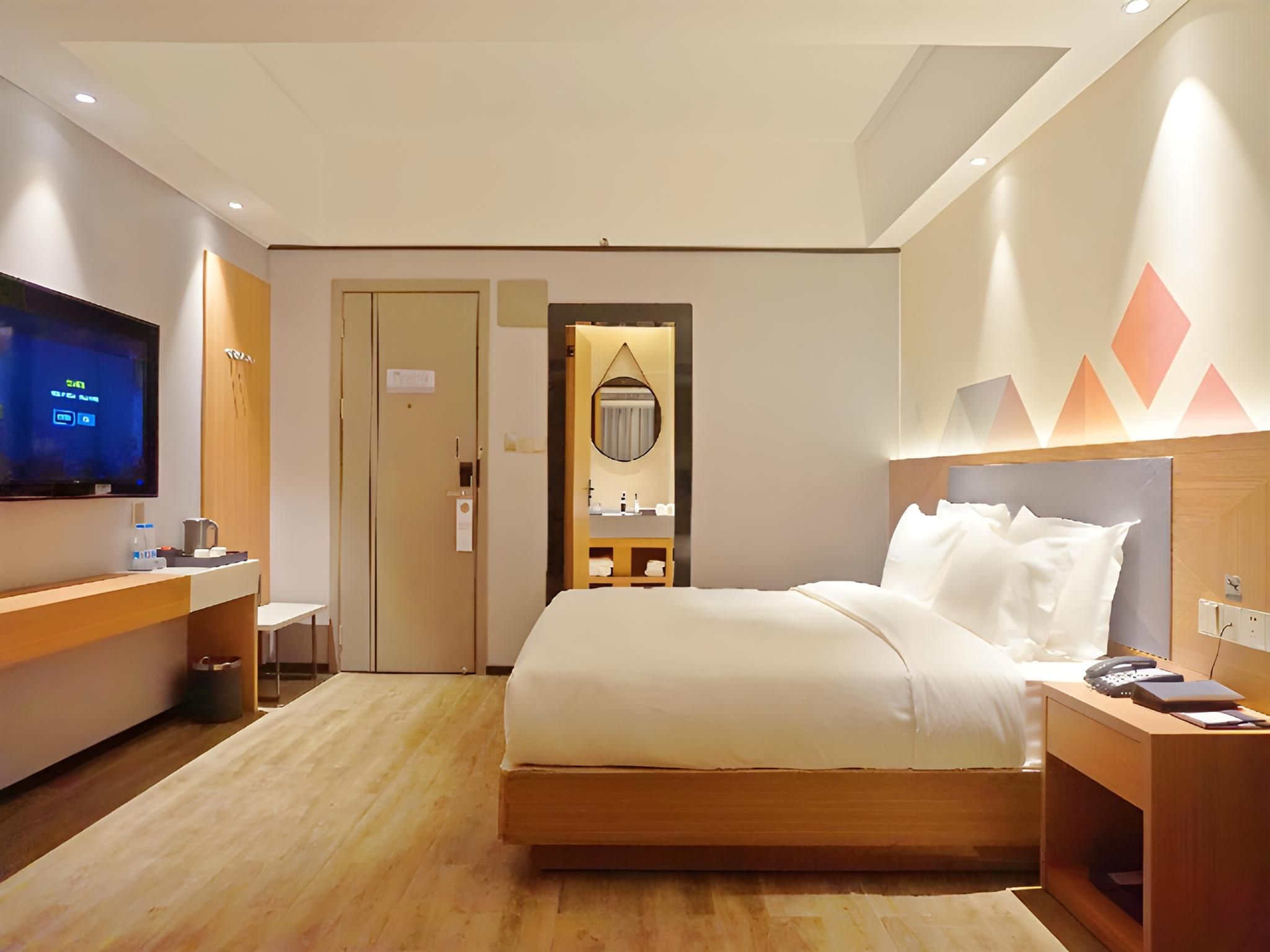 Dossen - Bed Room With City View