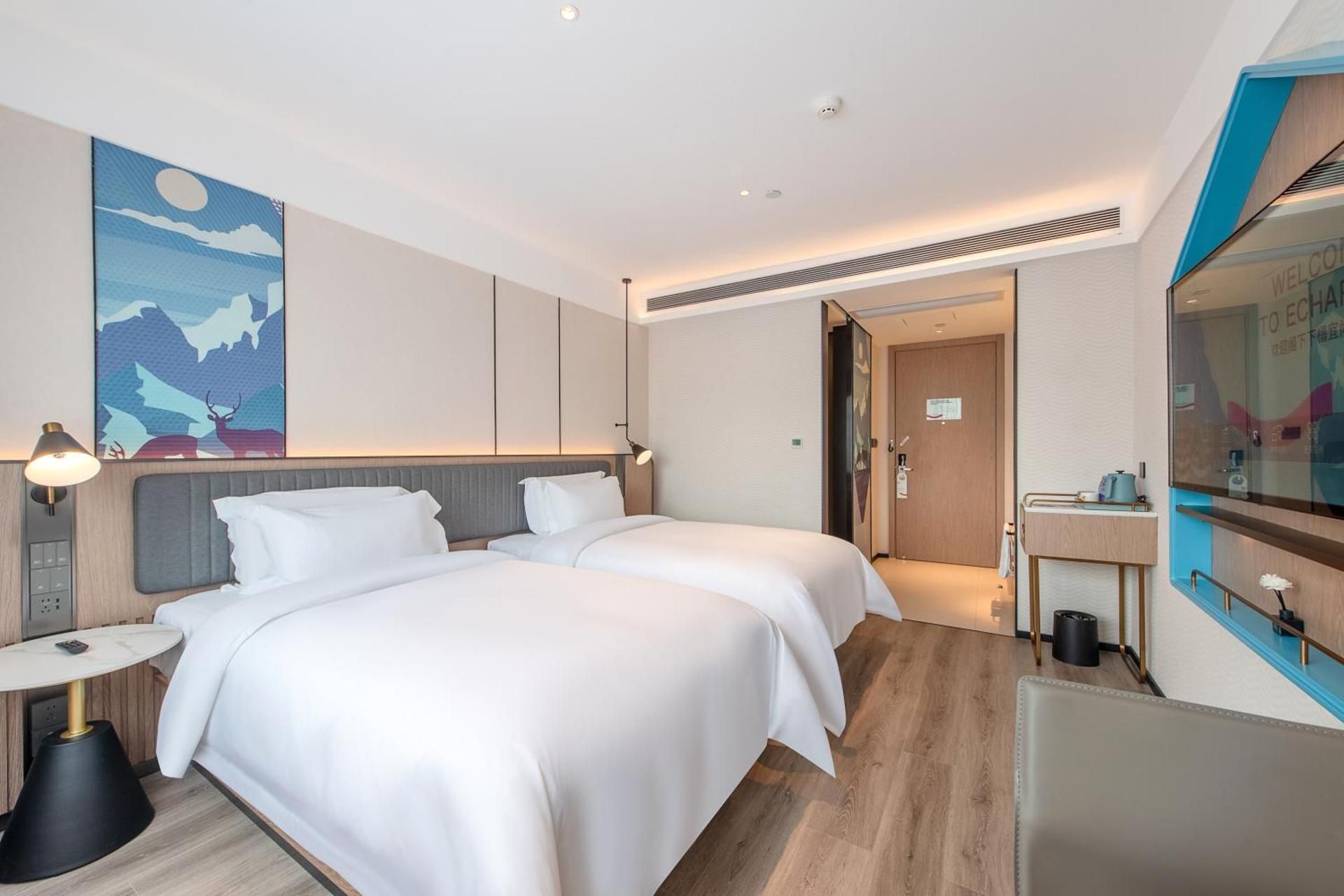 Superior Twin Room