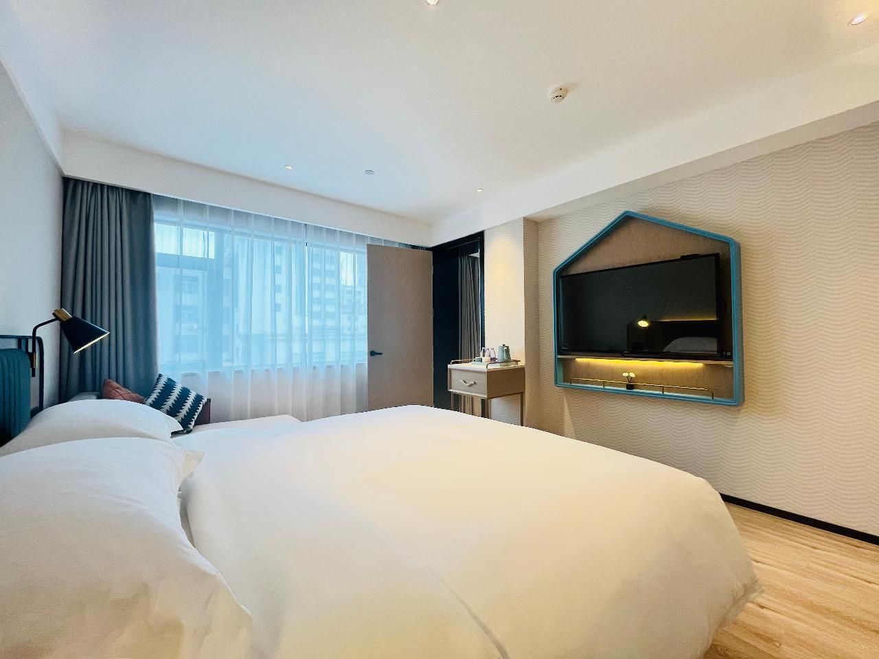 Dossen - Zhineng Executive Suite