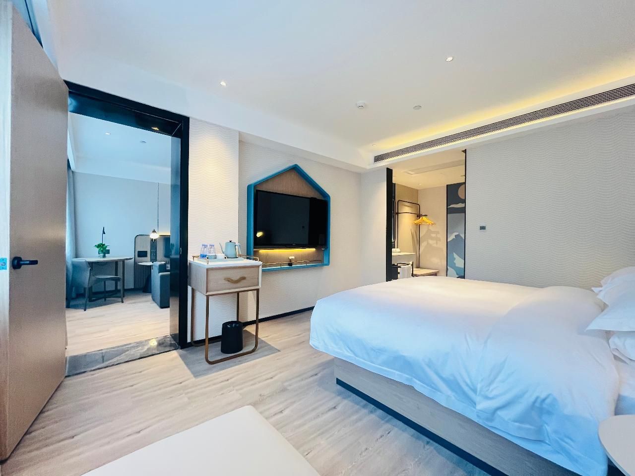 Dossen - Zhineng Executive Suite