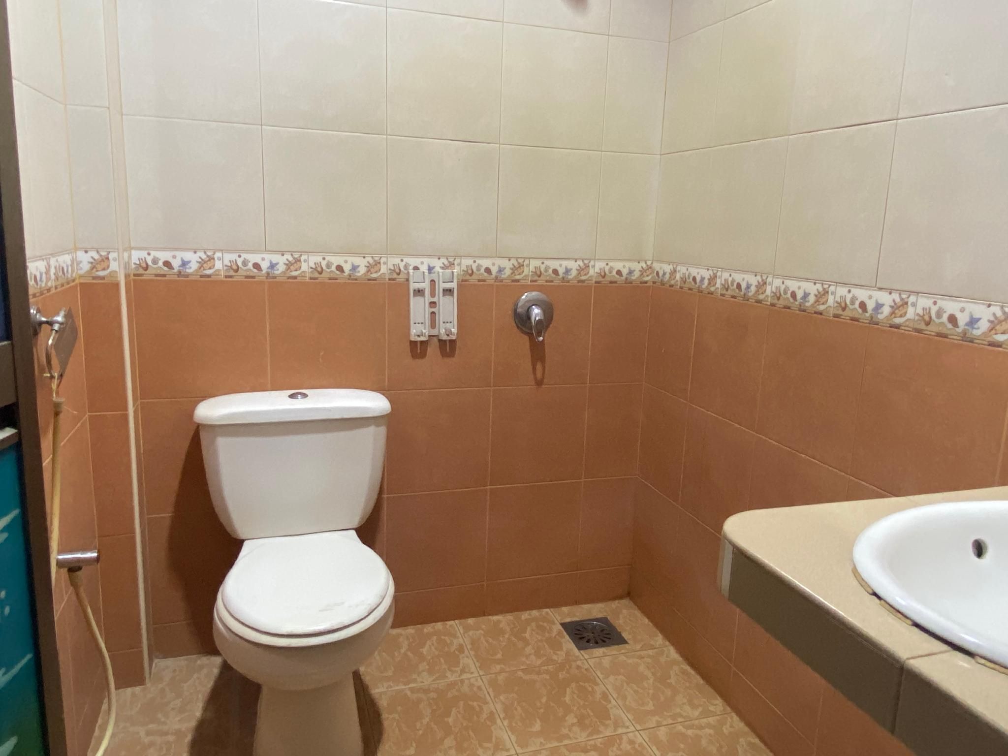 Hotel O Gold Hill Hotel Deluxe Queen Room