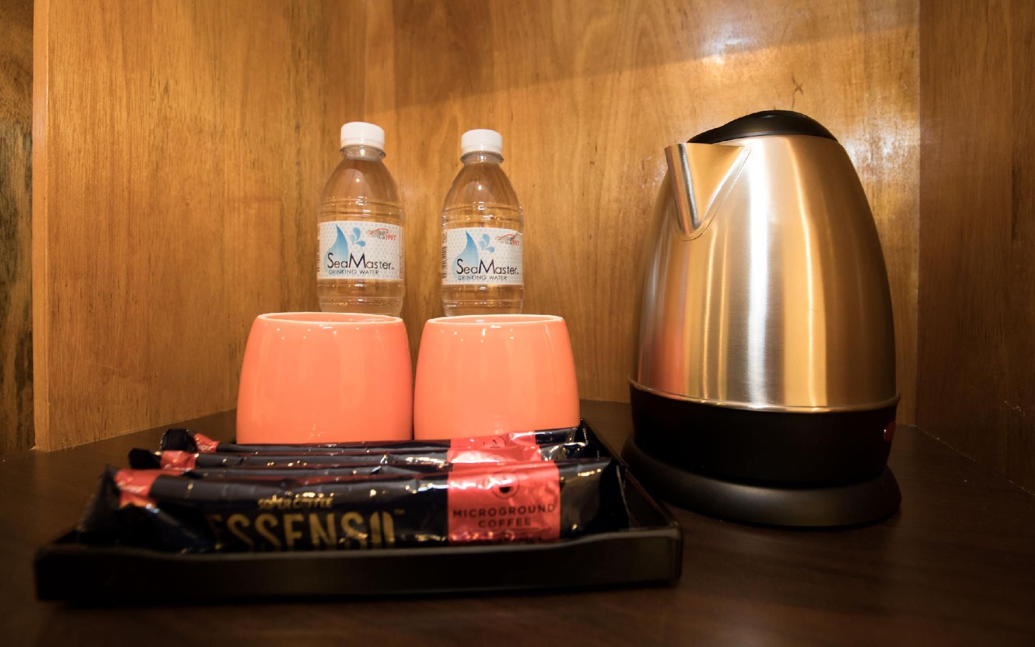 amenity (guest room)