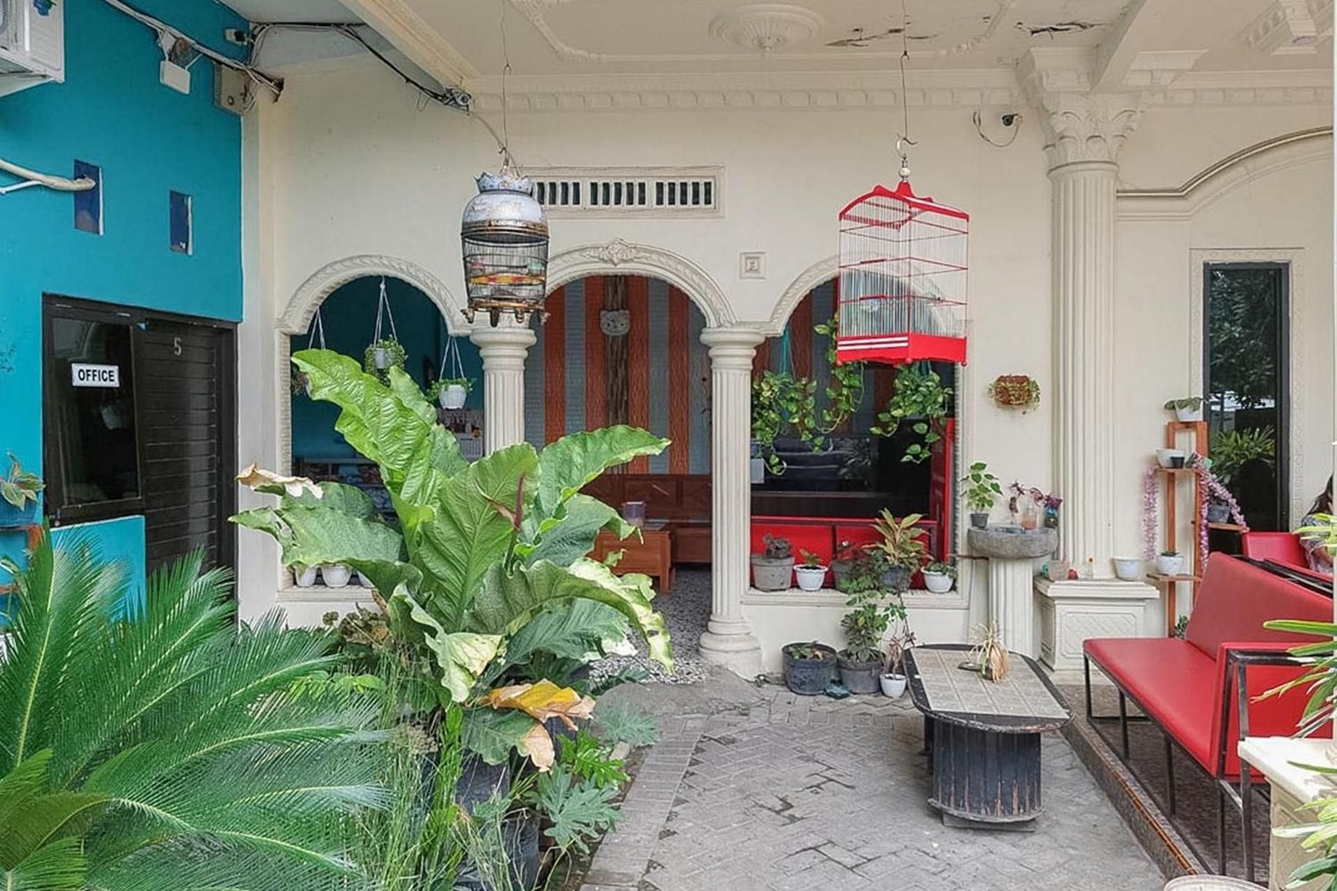 Icha Homestay near Terminal Purabaya Madiun