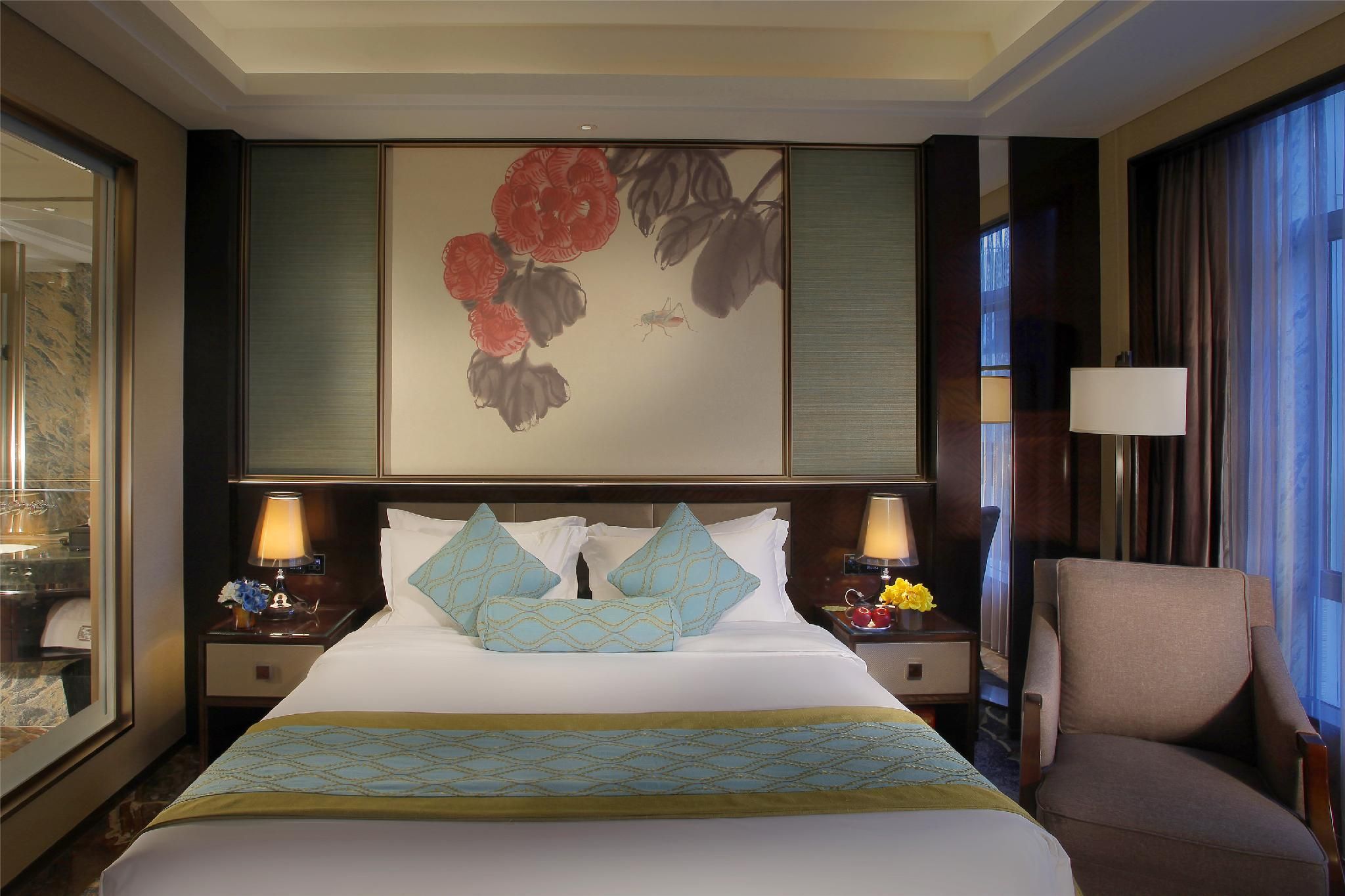 Queen Room with Garden View