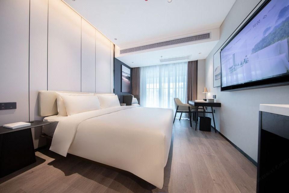 Executive room, Guest room, 1 Queen