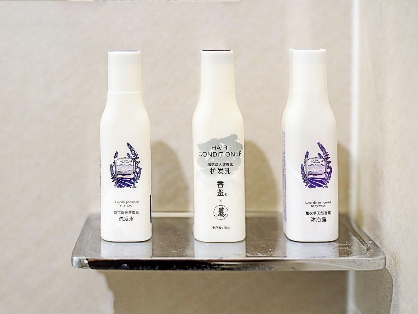 WH - Deluxe Bed Room