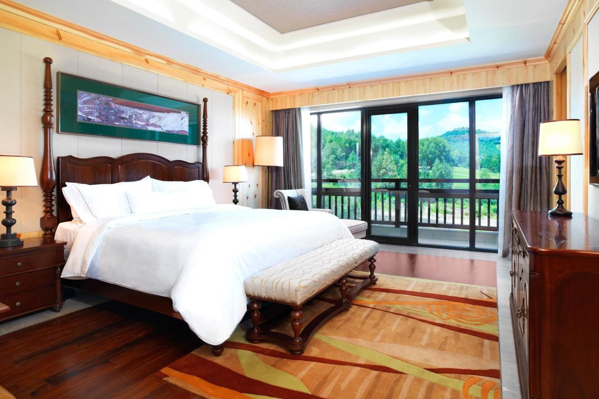 Executive level, 1 Bedroom Suite, 1 King