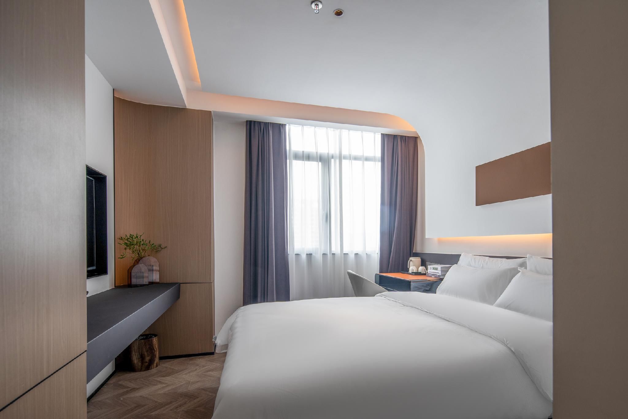 Select Bed Room