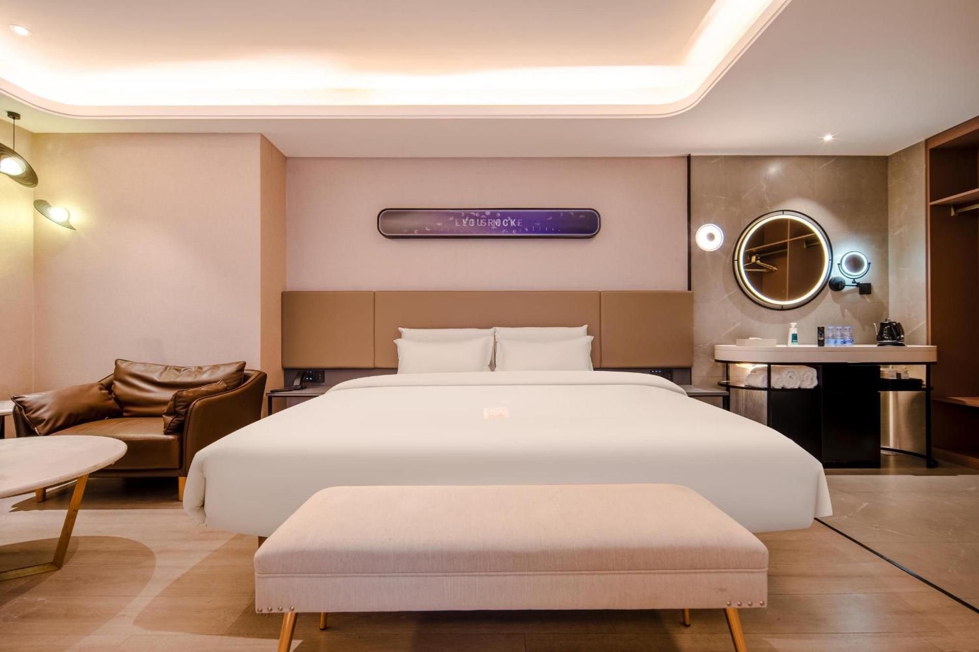 Jimu Double Room
