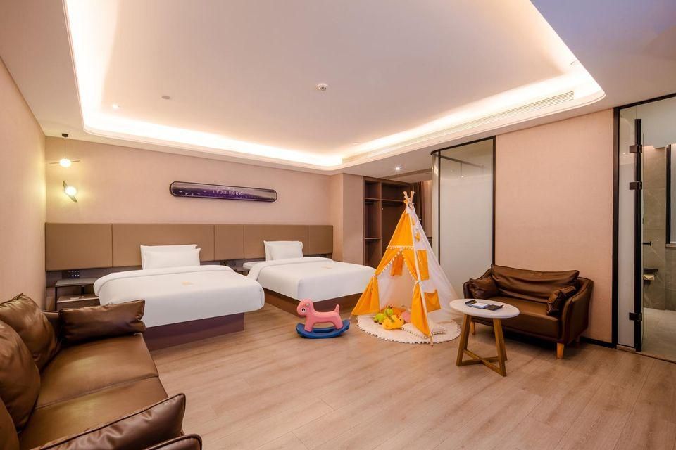 Atour - JUMI Family Room