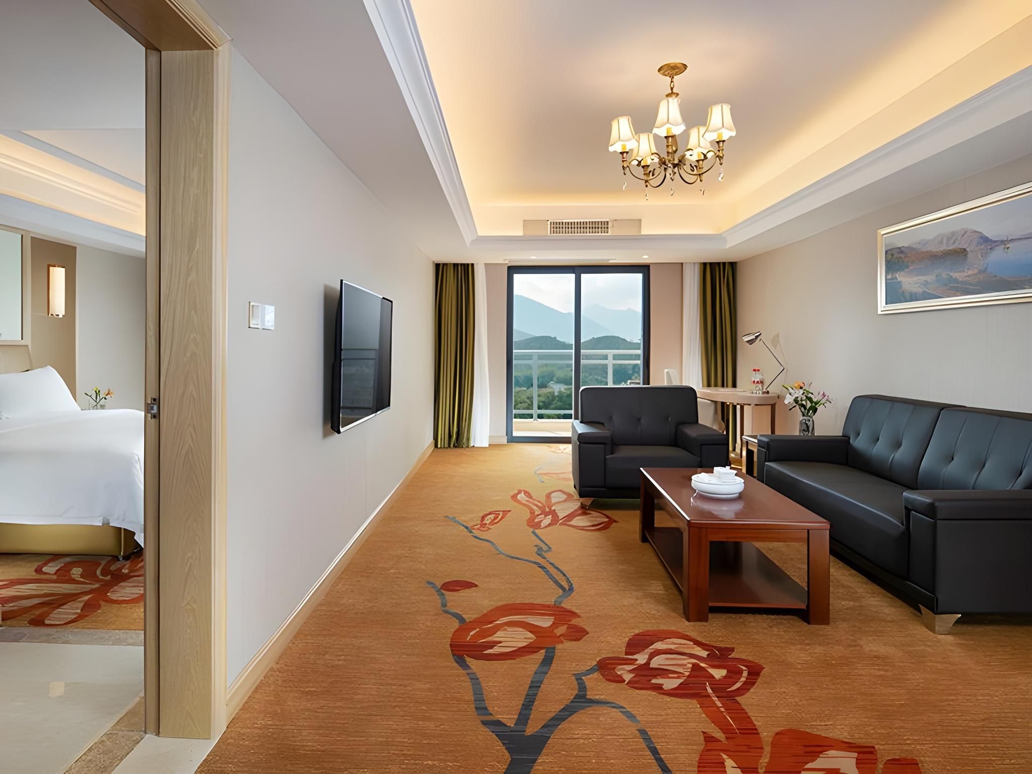 Suite with View
