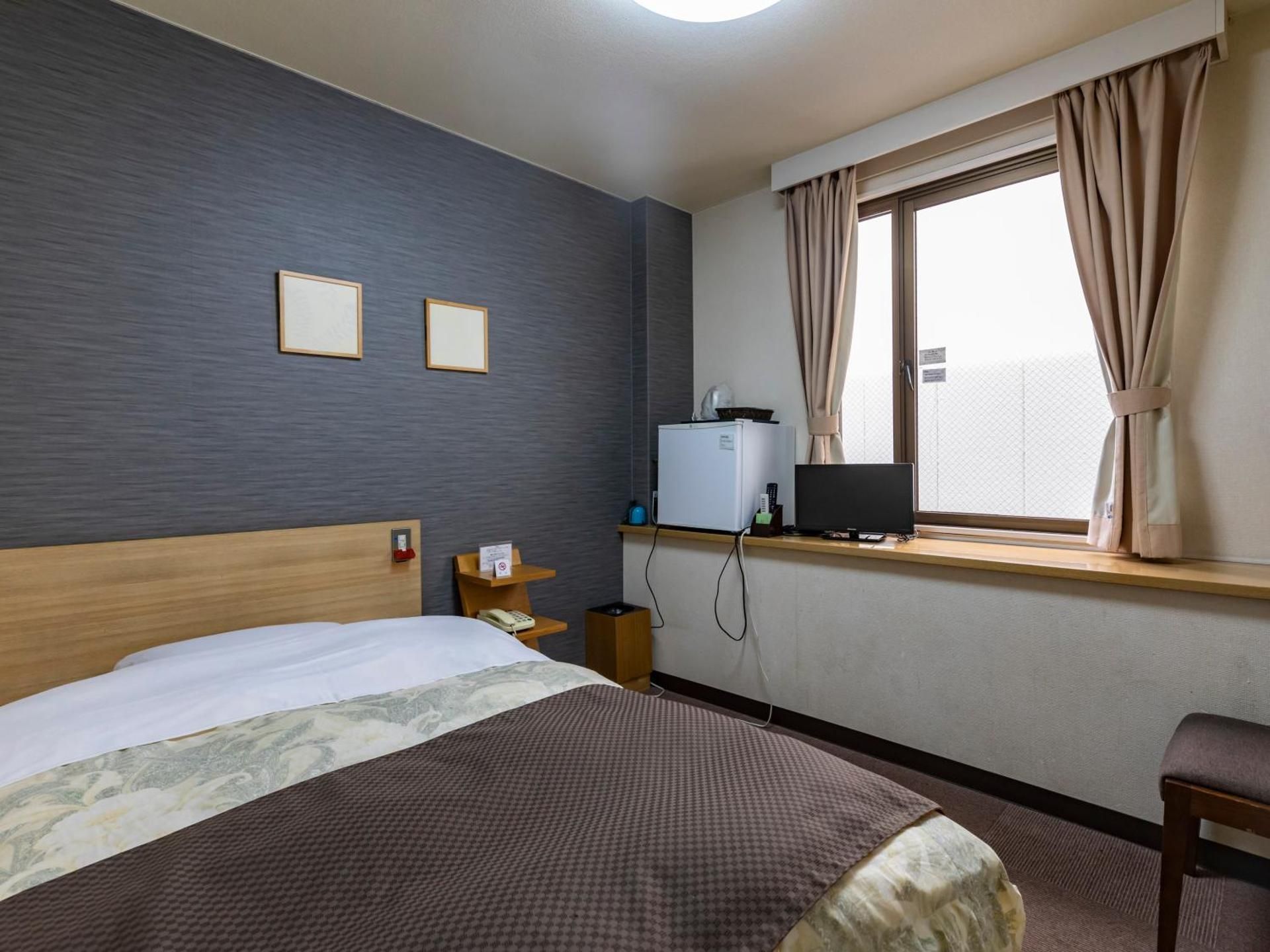 Semi Double Room - Smoking