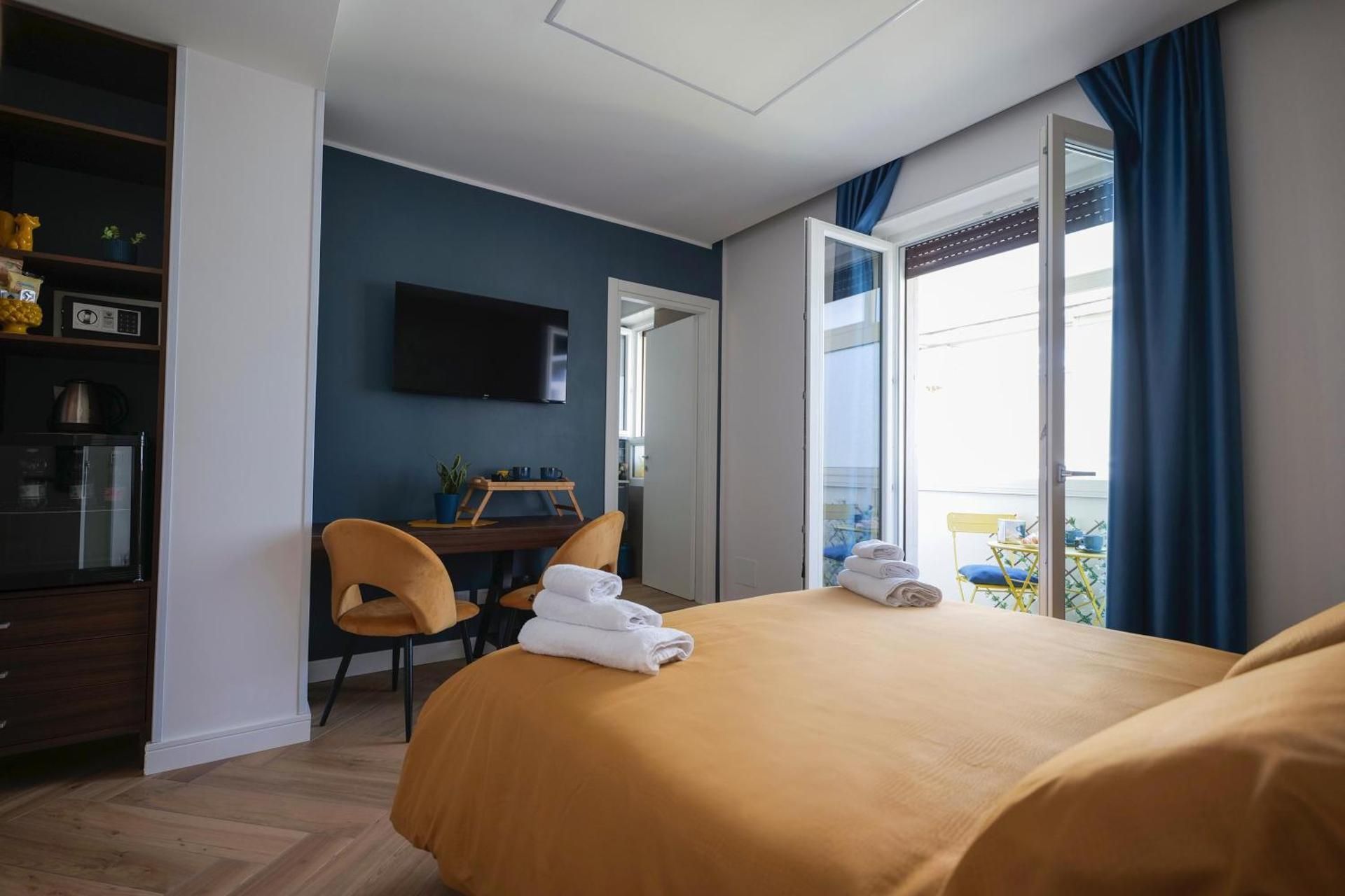 Superior King Room