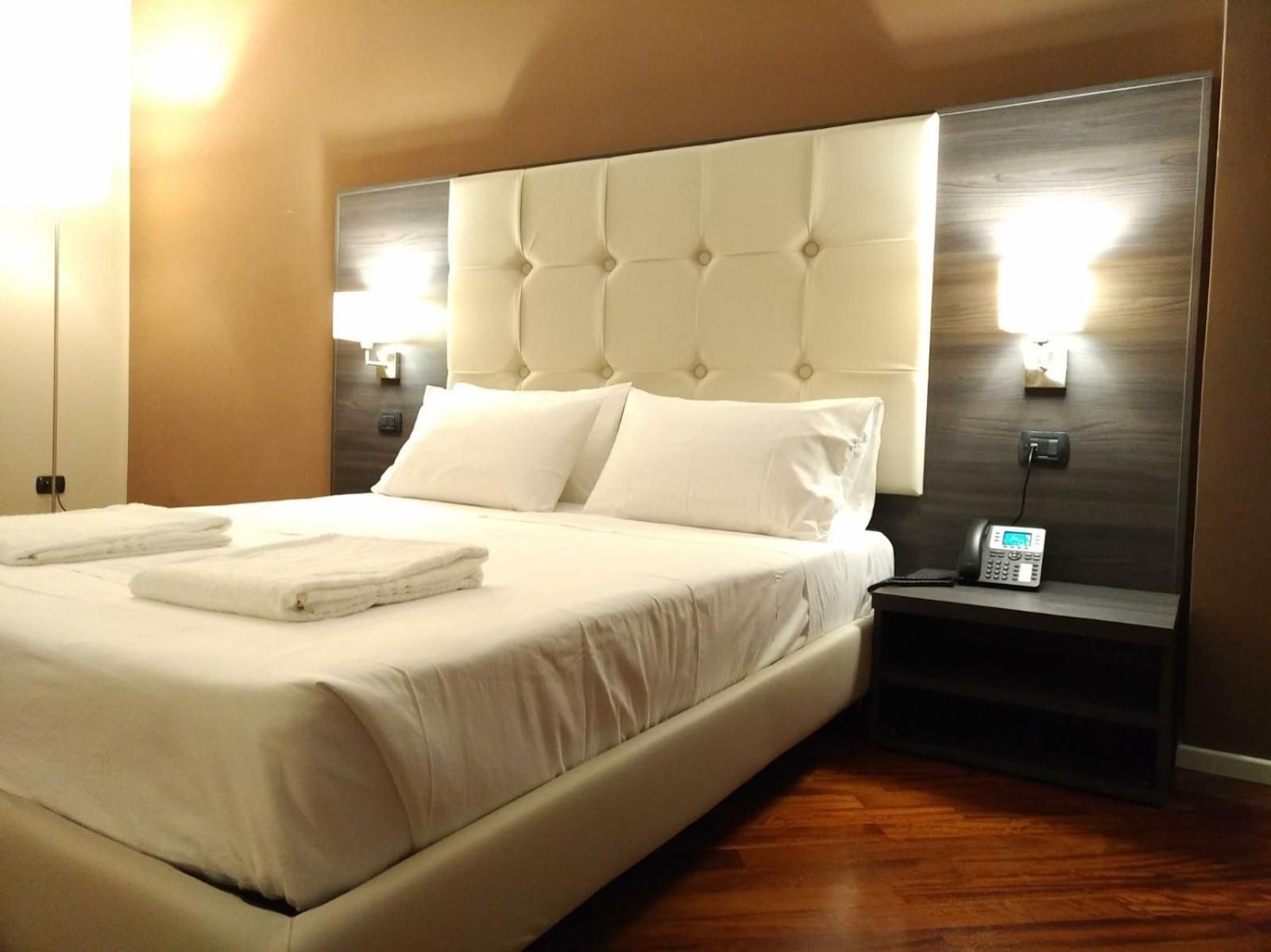 Brain Rooms & Suite