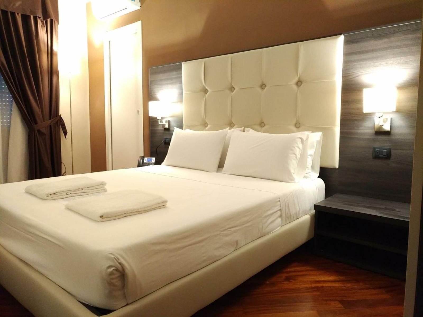 Brain Rooms & Suite