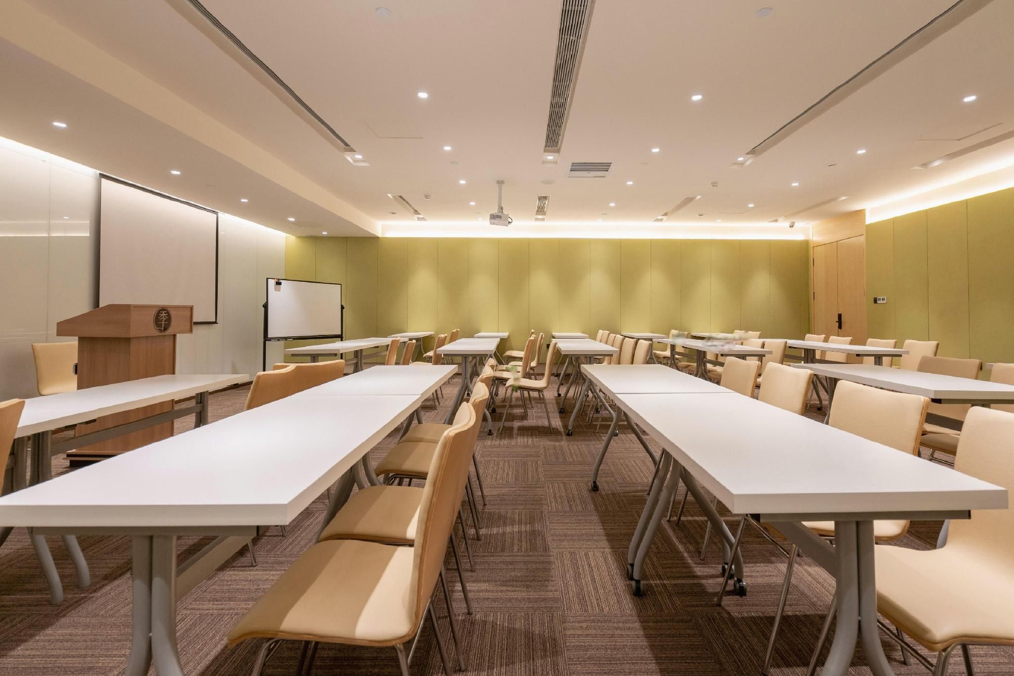 meeting room / ballrooms